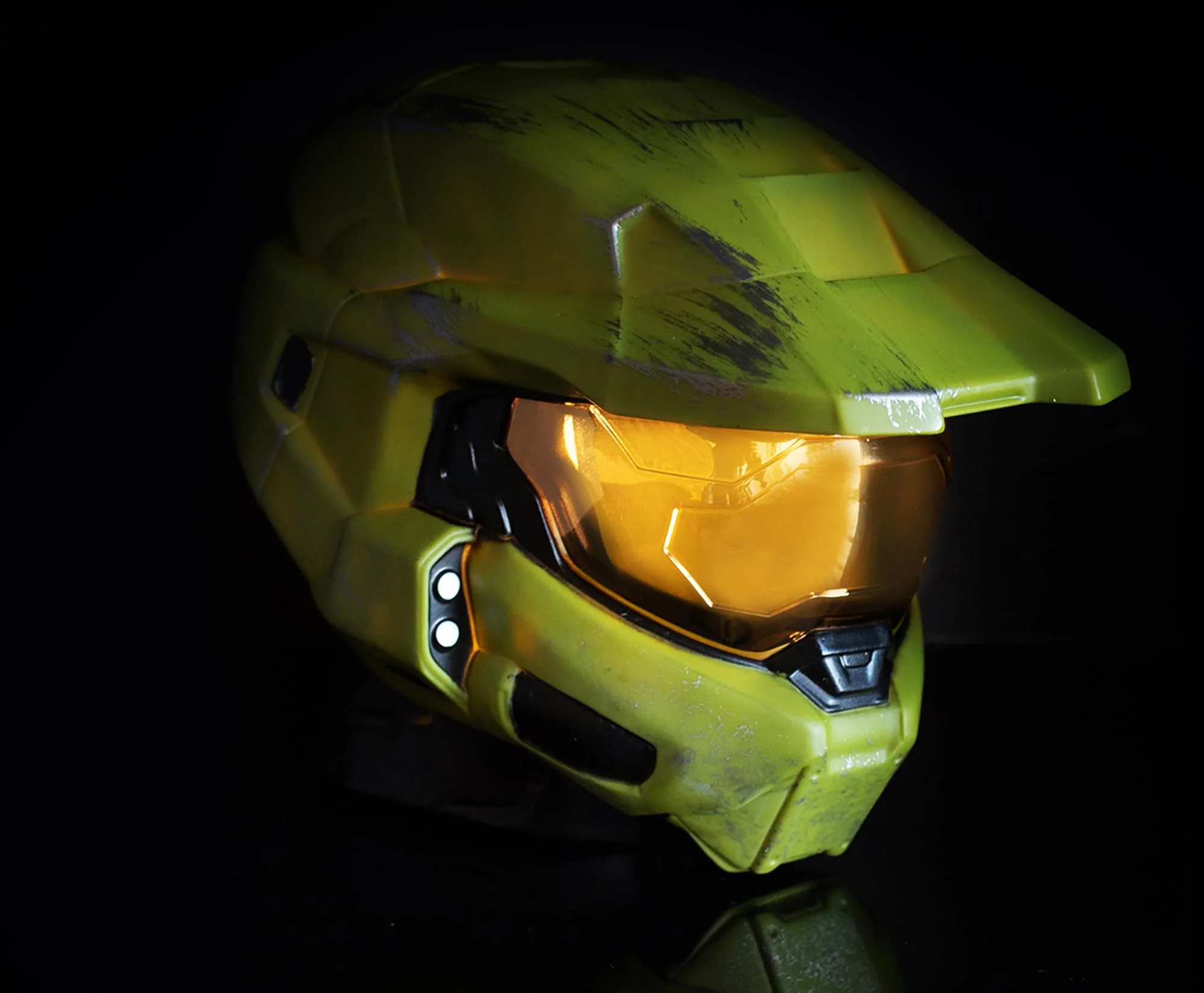 HALO Master Chief Helmet Figural Mood Light | 6 Inches Tall - Image 2