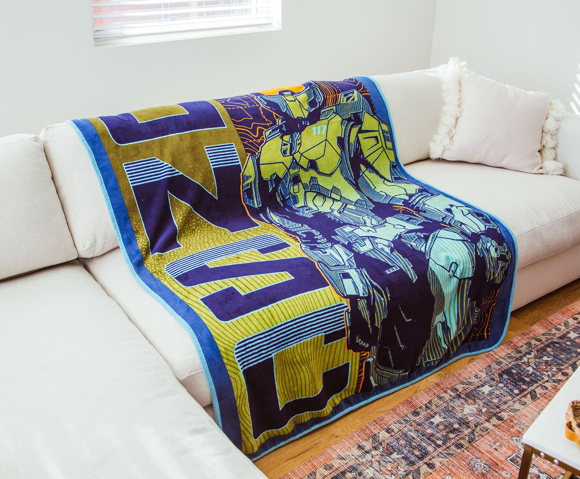 Halo UNSC Master Chief Micro Plush Fleece Throw Blanket | 45 x 60 Inches - Image 4