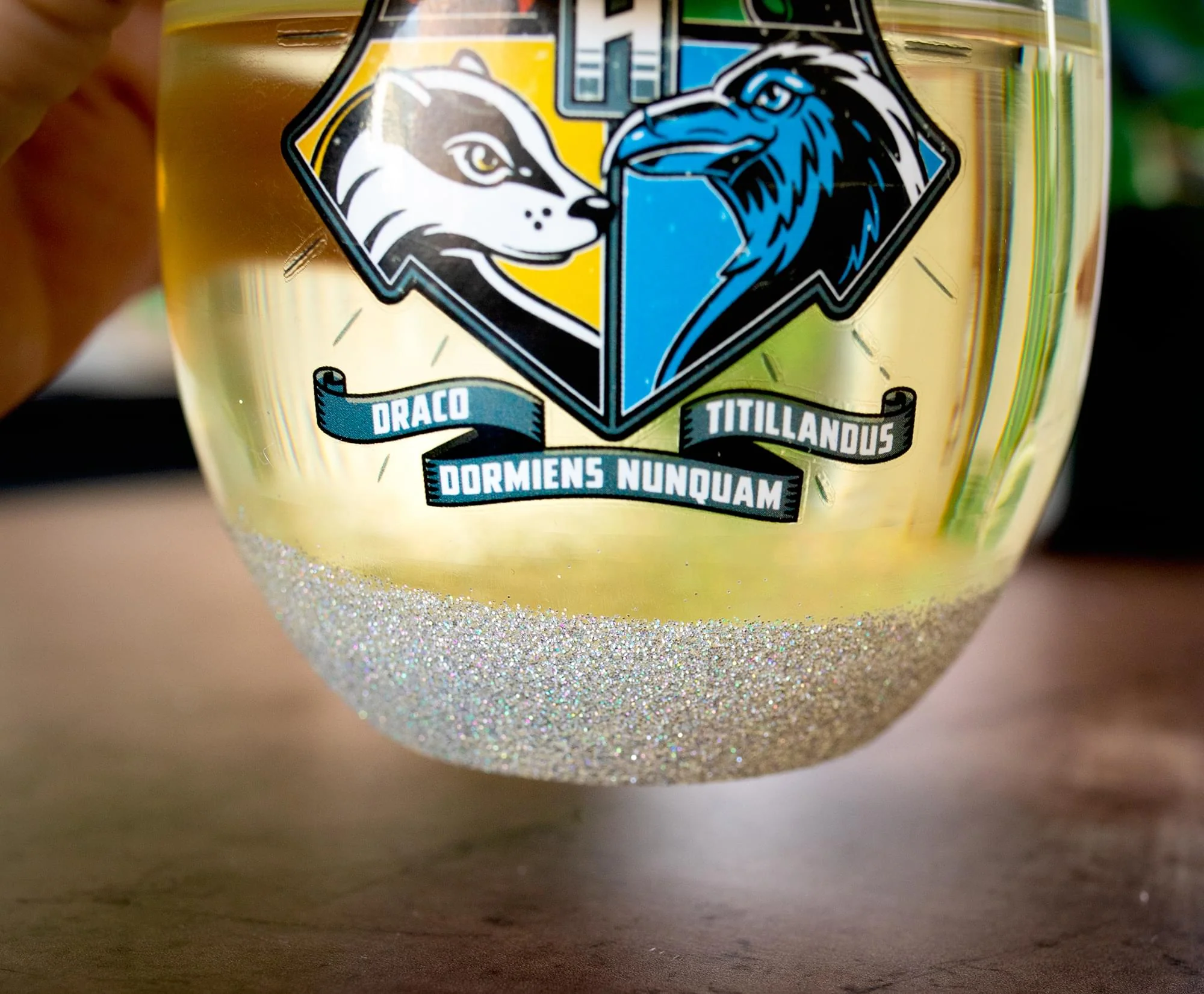 Harry Potter Animal Crests Teardrop Stemless Wine Glass | Holds 20 Ounces - Image 4
