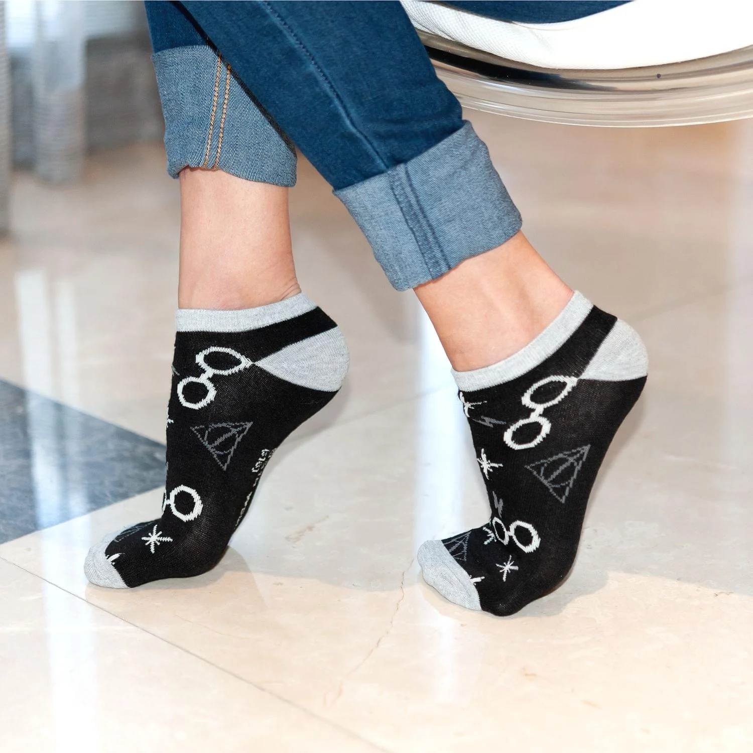 Harry Potter Black & Grey Adult Ankle Socks - 5-Pack - Image 6