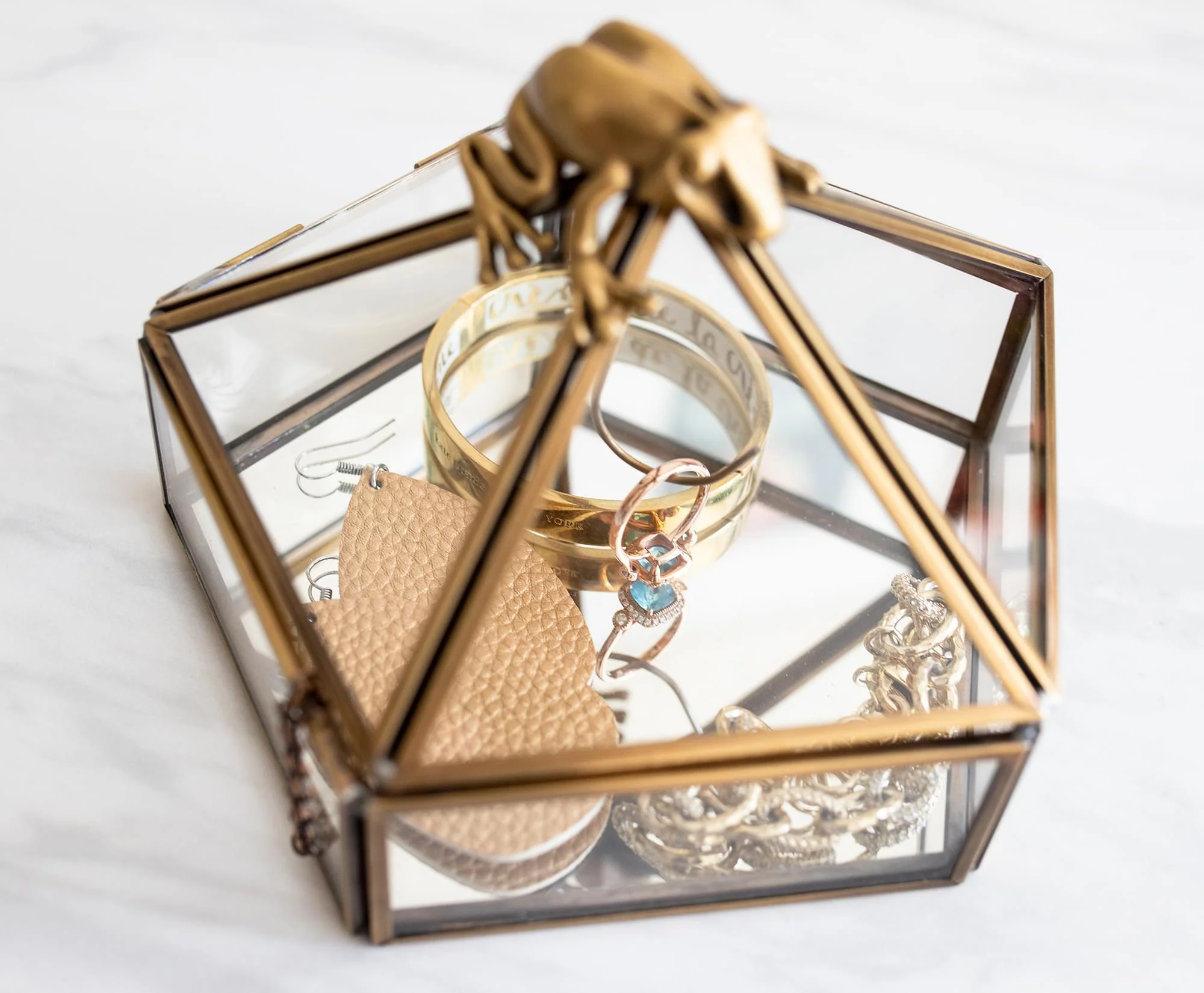 Harry Potter Gold Chocolate Frog Jewelry Box Storage Case Organizer - Image 4