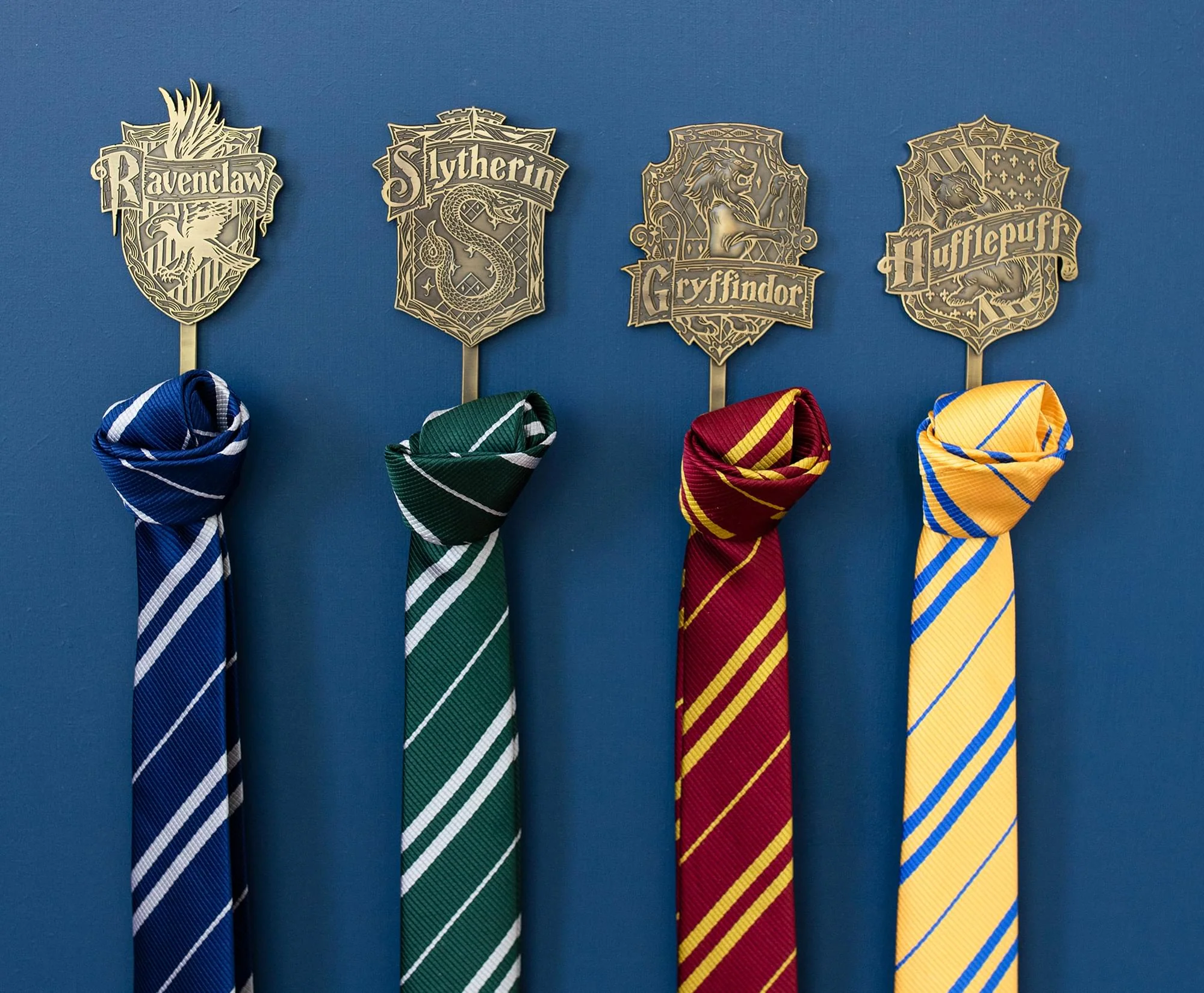 Harry Potter Gold Hogwarts Houses Wall Hooks Storage Rack | Set of 4 - Image 4