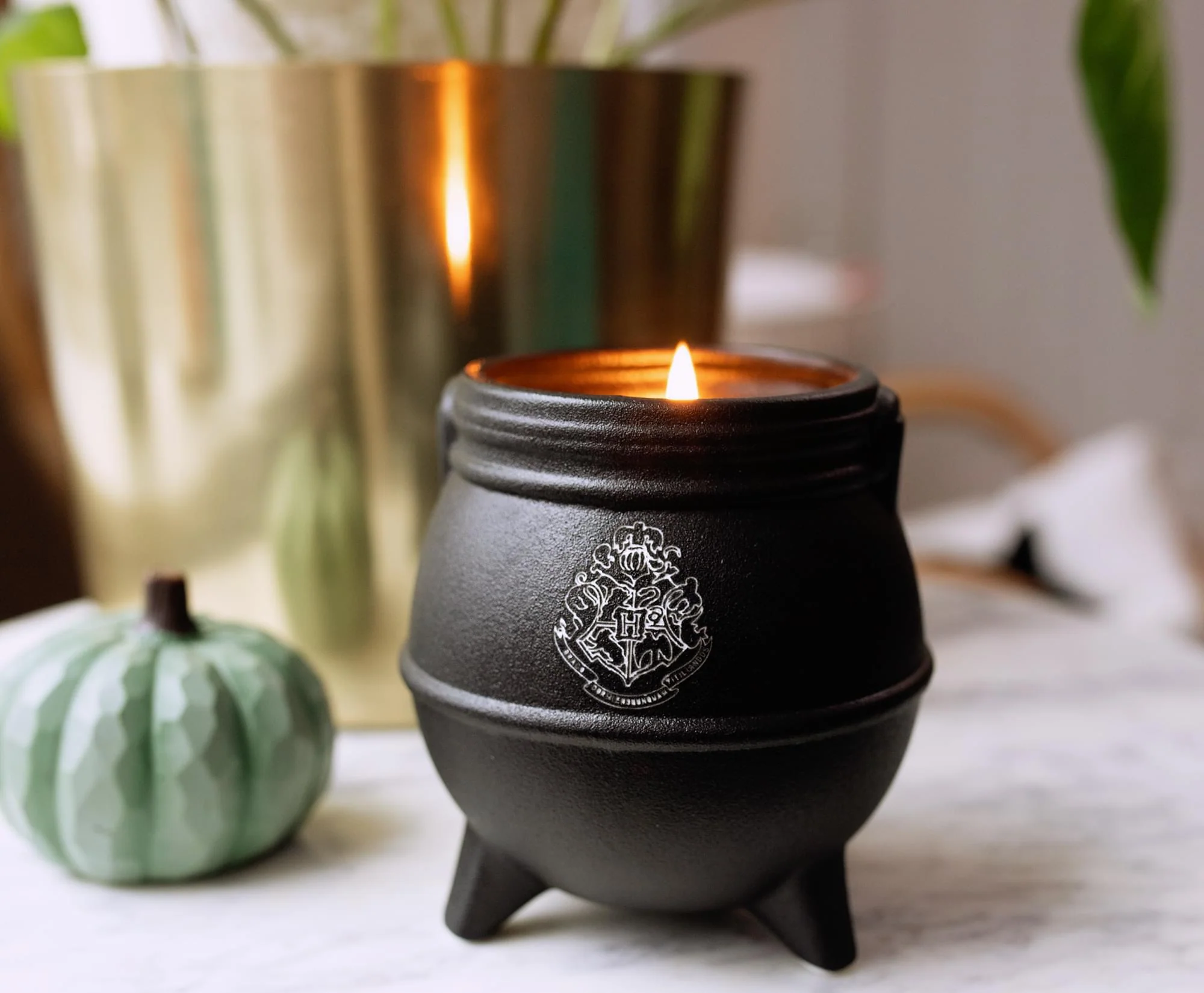 Harry Potter Hogwarts Cauldron Premium Scented Soy Wax Candle - Image 4