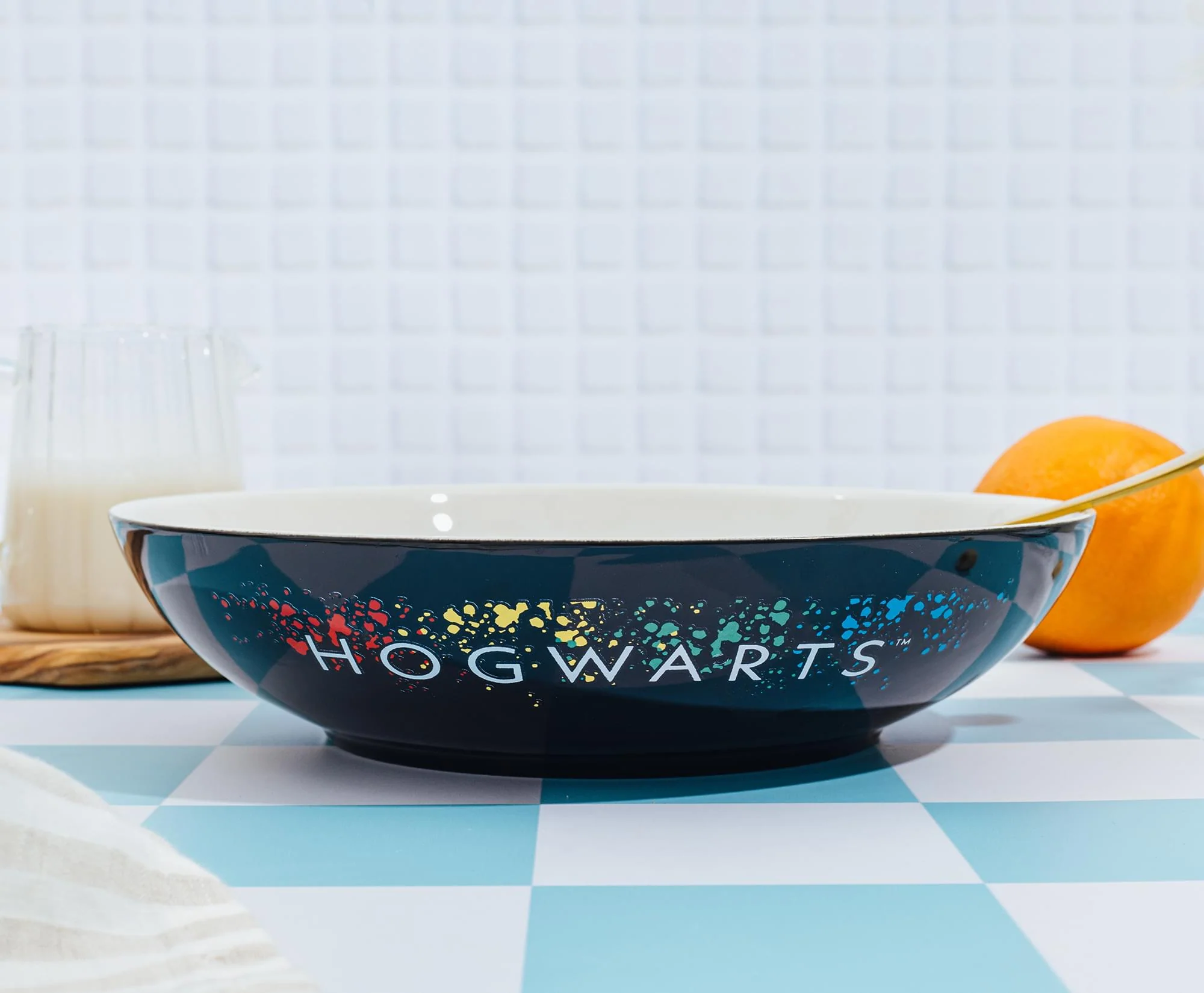Harry Potter Hogwarts Crest 9-Inch Ceramic Coupe Dinner Bowl - Image 7