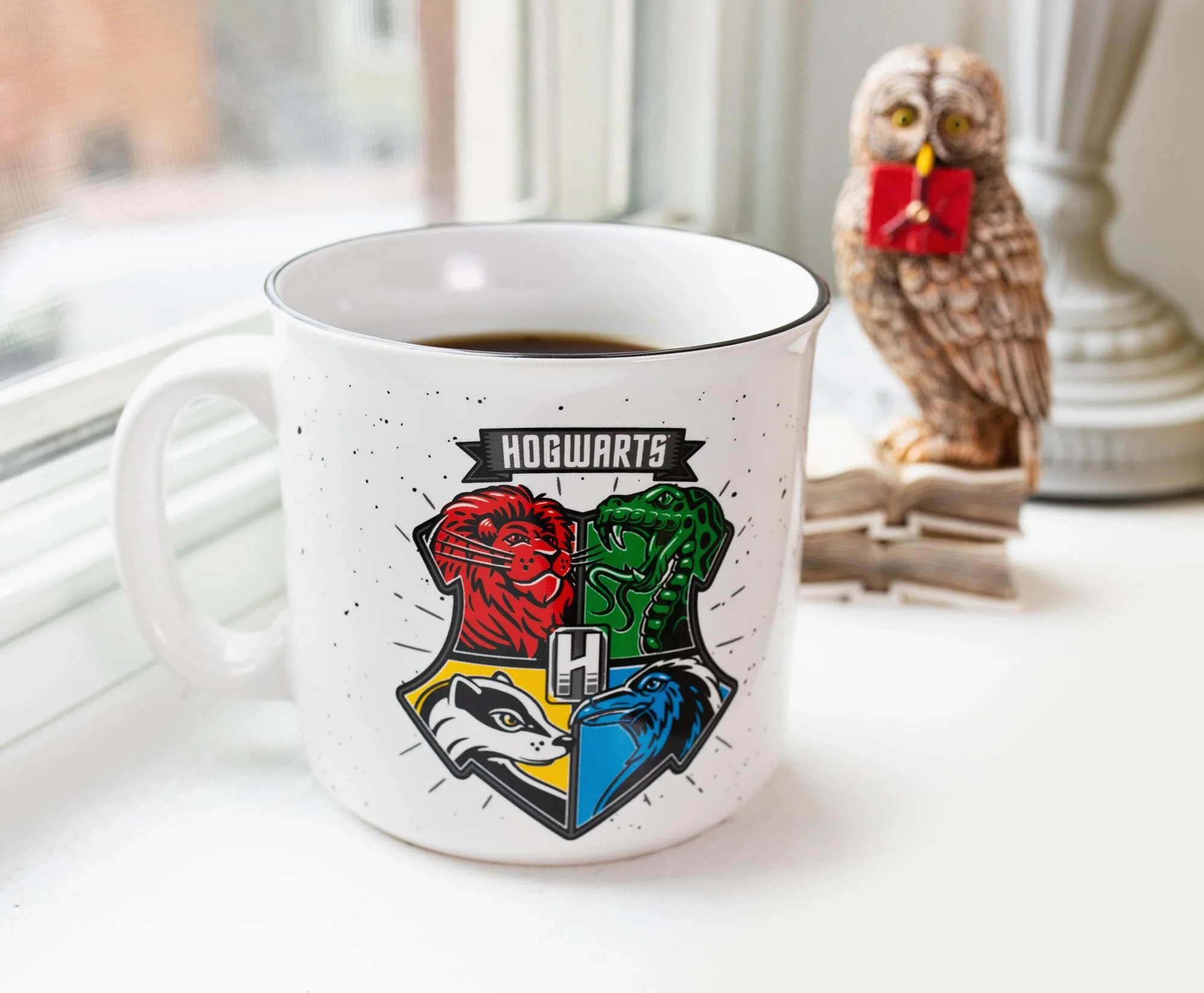 Harry Potter Hogwarts Crest Ceramic Camper Mug | Holds 20 Ounces - Image 6