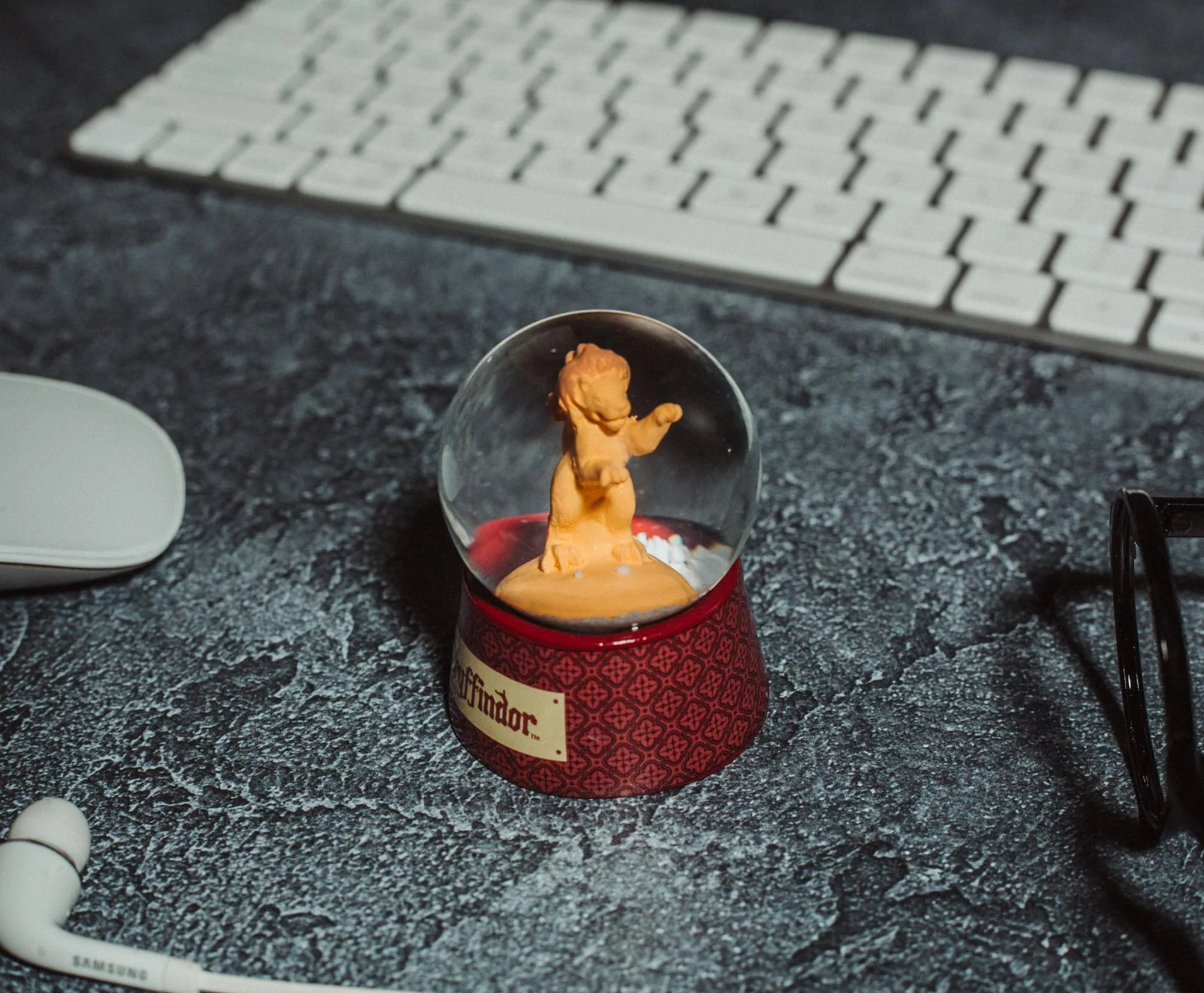 Harry Potter House Gryffindor Collectible Snow Globe | 3 Inches Tall - Image 6