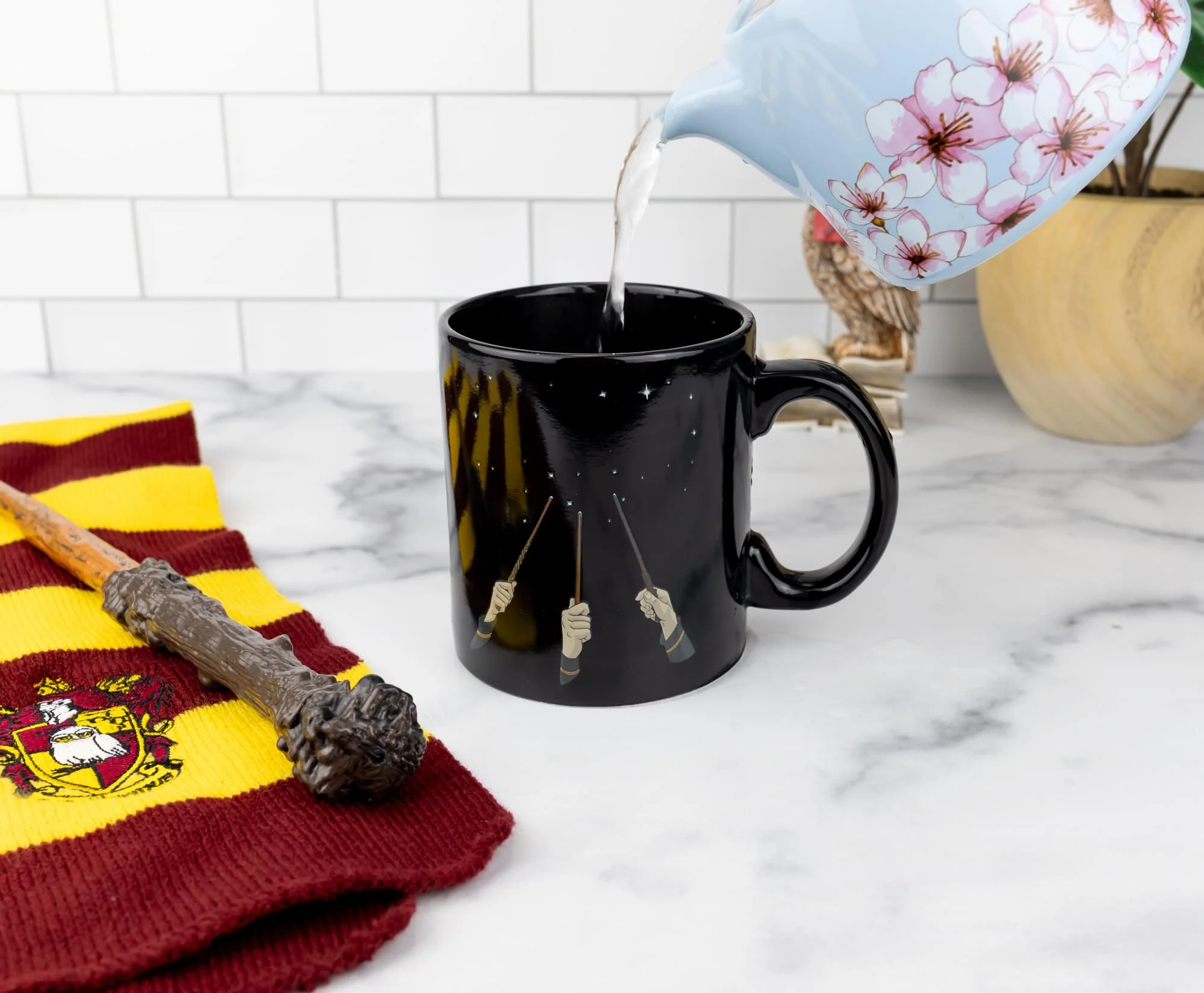 Harry Potter Wands Heat-Reveal Mug | Holds 20 Ounces - Image 6