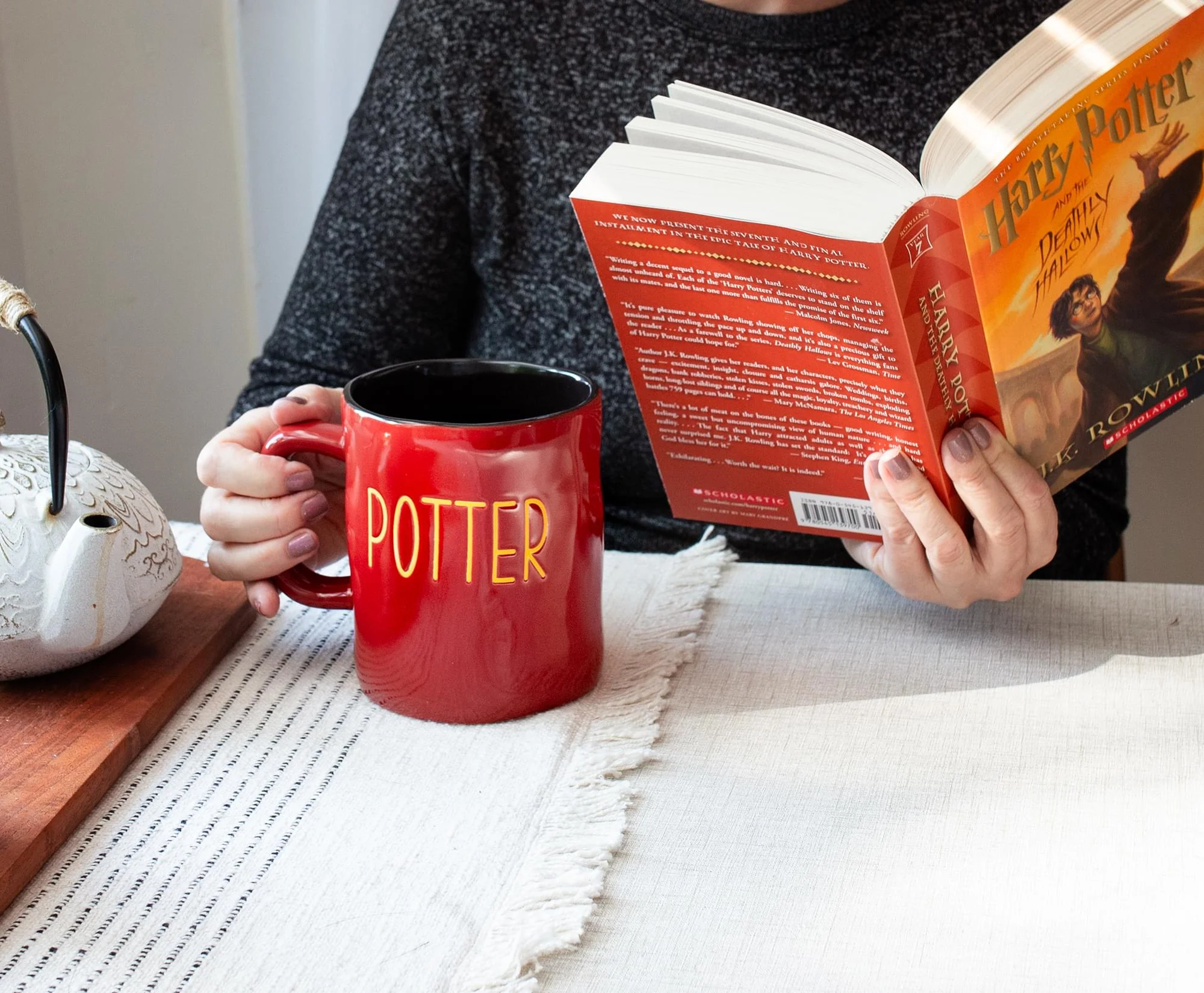 Harry Potter Wax Resist Ceramic Pottery Mug | Holds 25 Ounces - Image 8