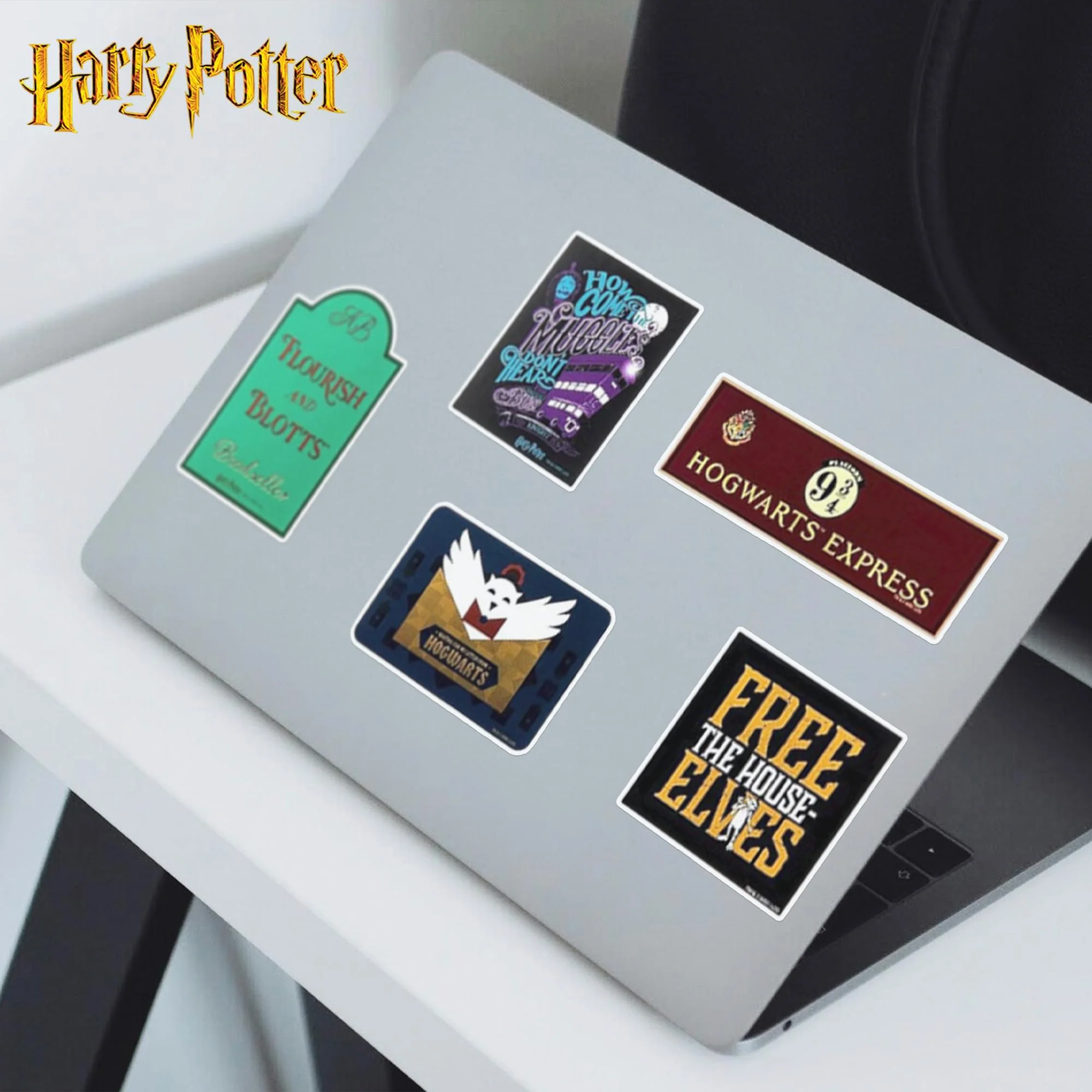 Harry Potter Wizarding World Vinyl Decal 50-Pack - Image 8