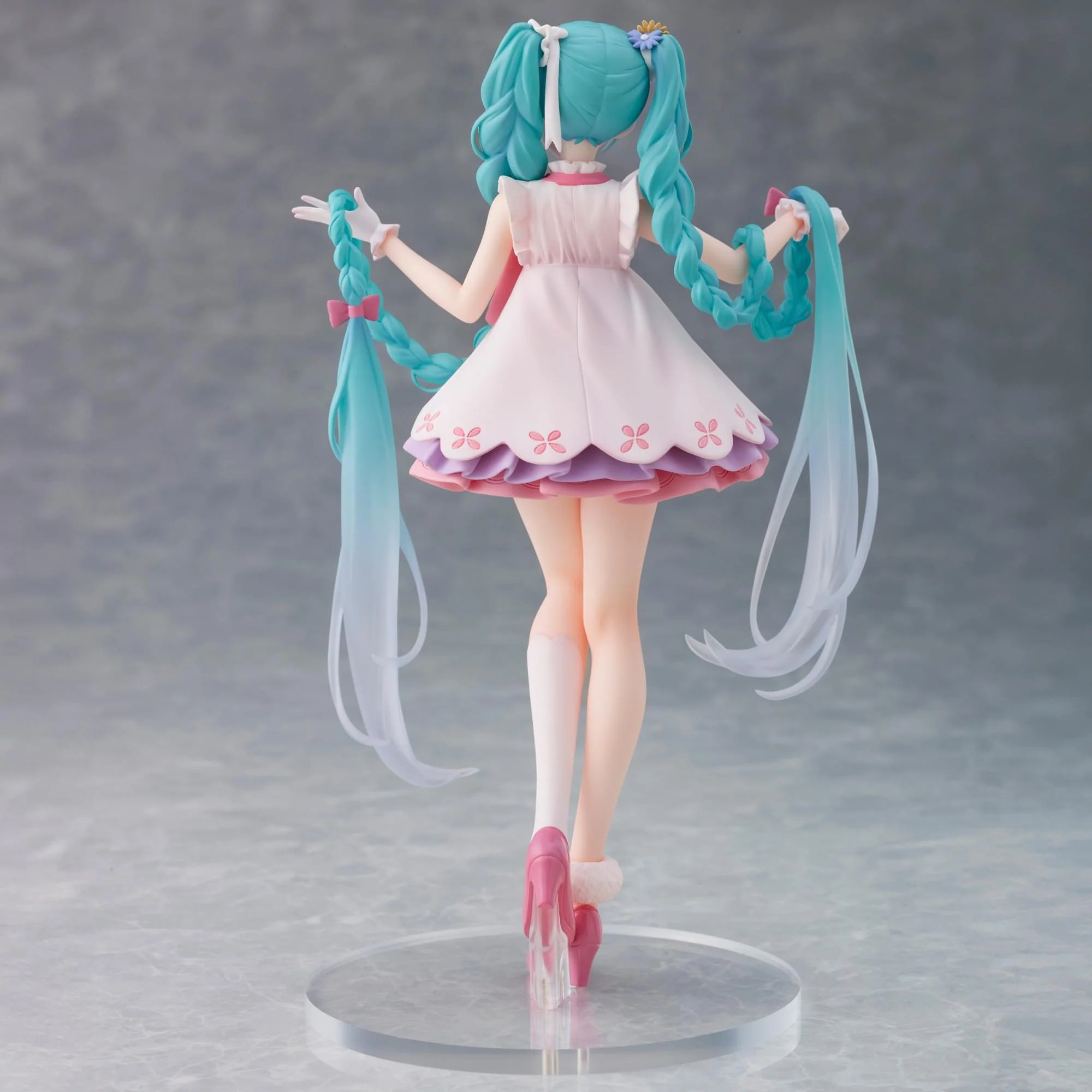 Hatsune Miku Wonderland Figure | Rapunzel - Image 4