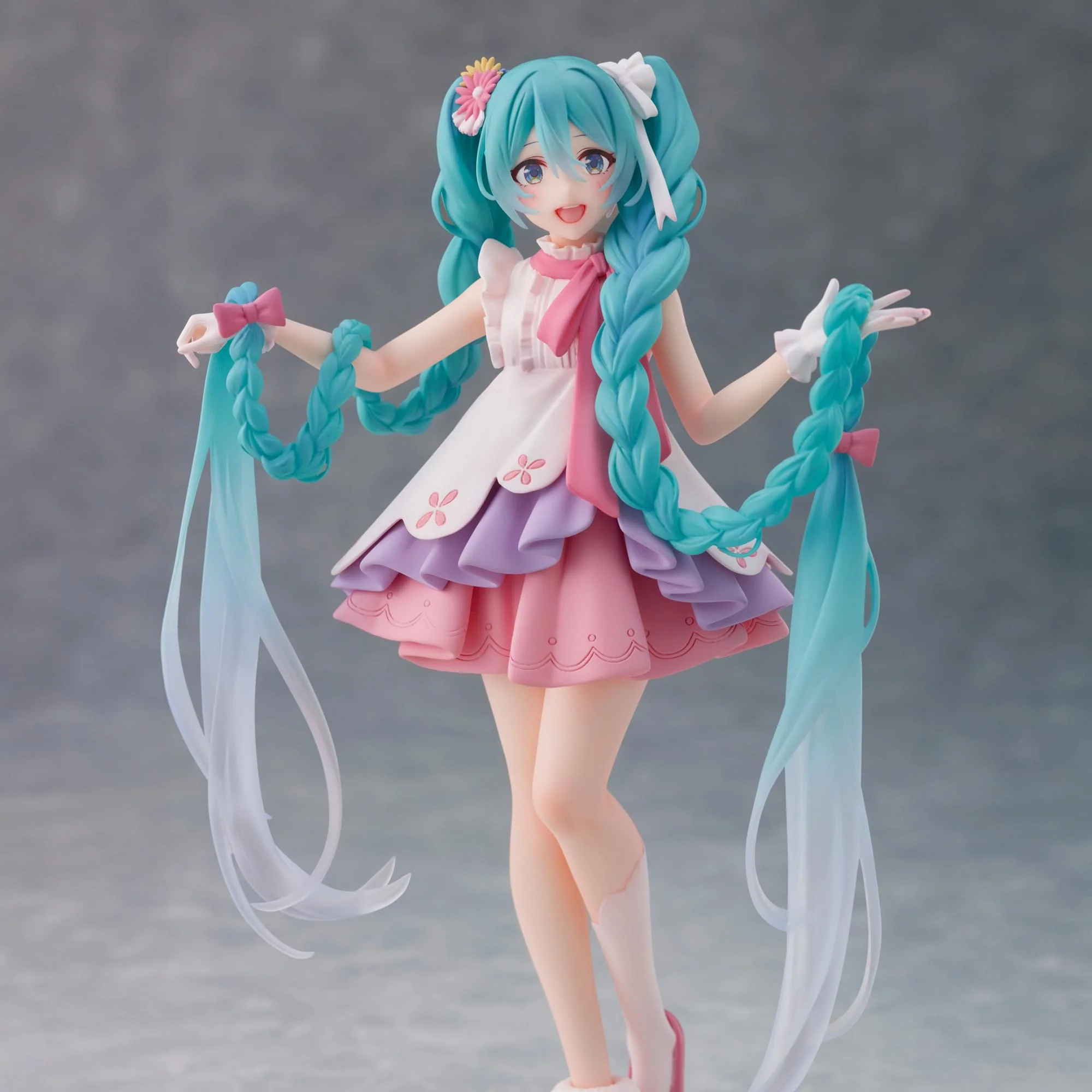 Hatsune Miku Wonderland Figure | Rapunzel - Image 7