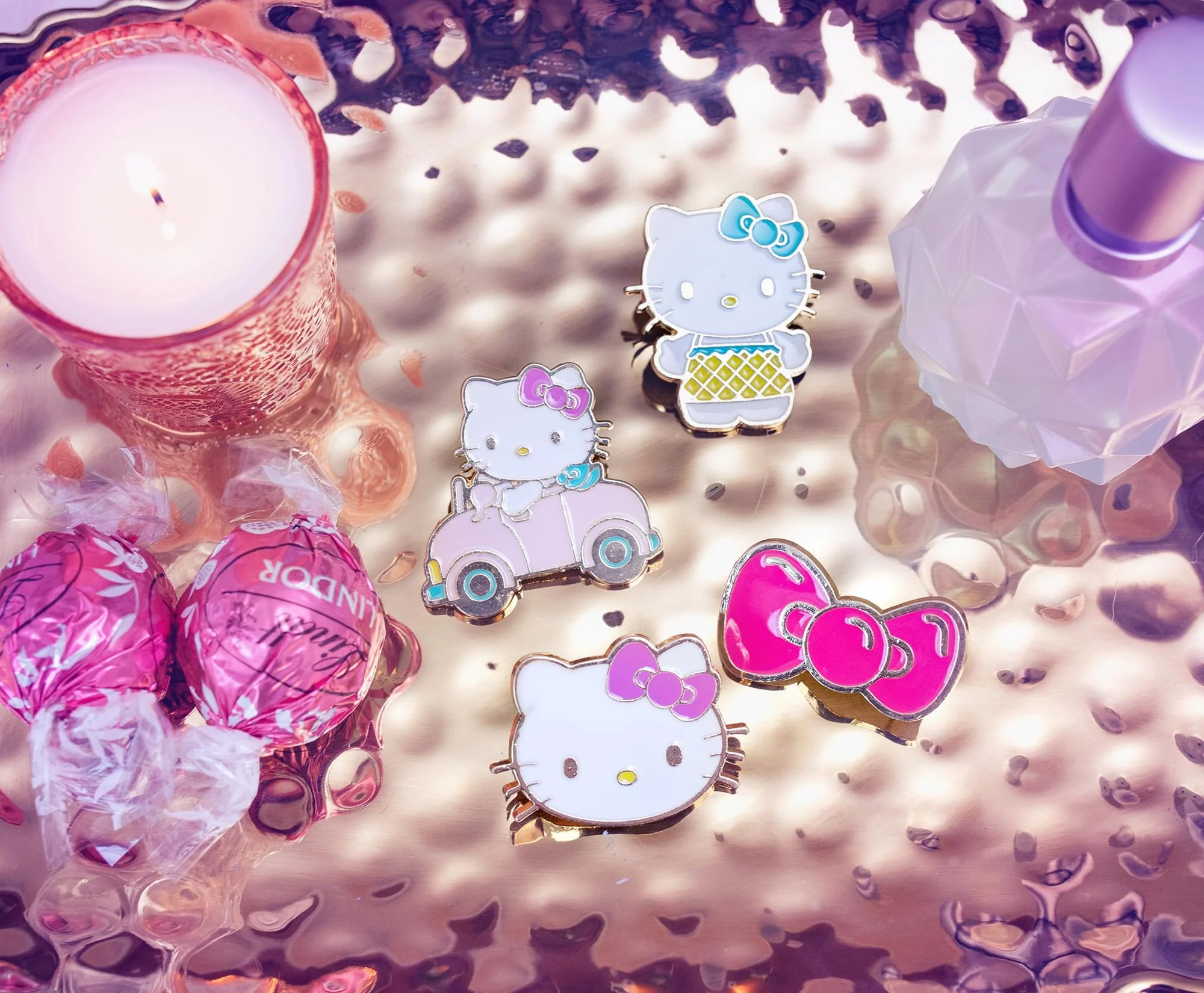 Sanrio Hello Kitty 4-Piece Enamel Pin Set - Image 8
