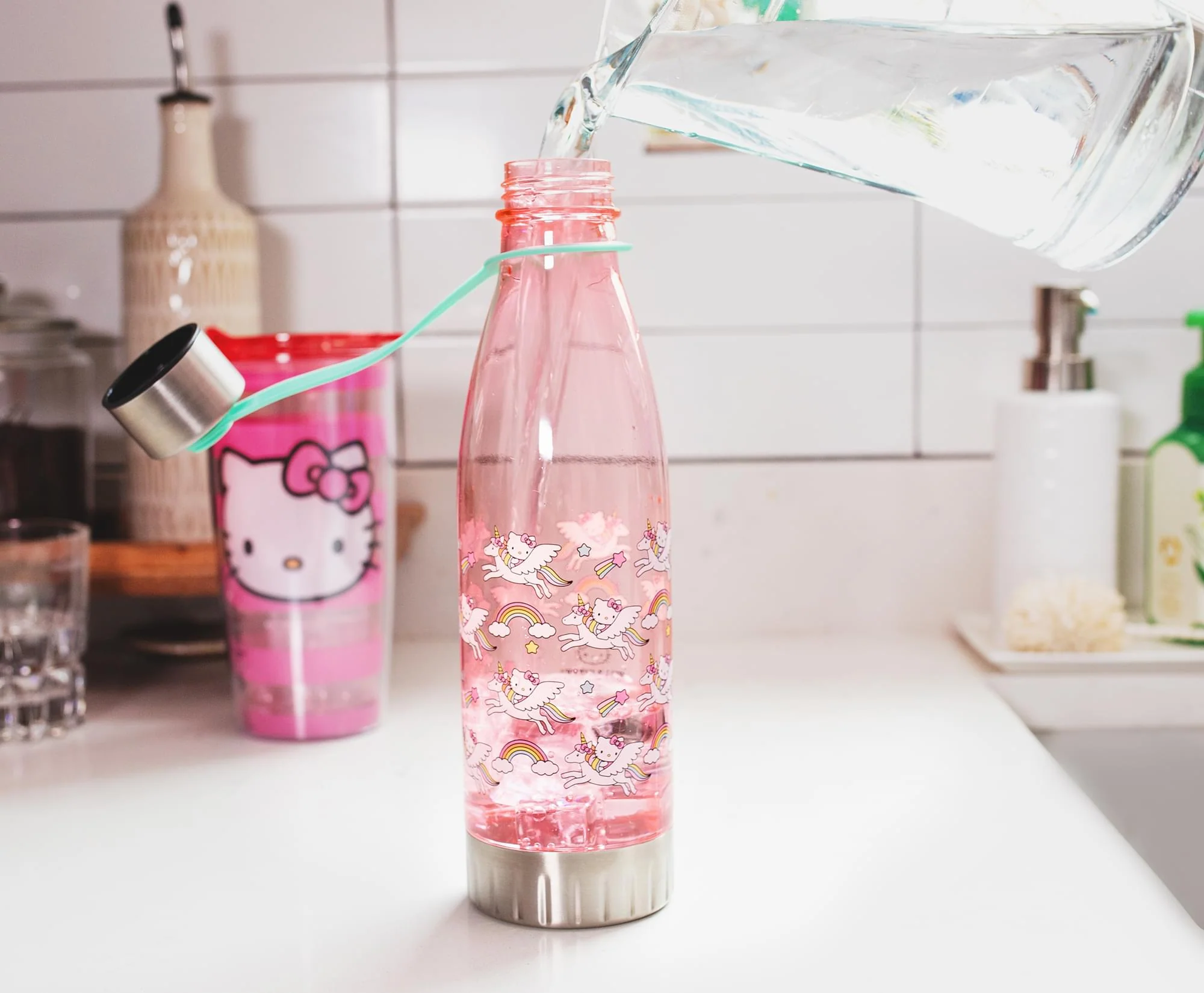 Sanrio Hello Kitty Unicorn Rainbow Toss Water Bottle With Lid | Holds 20 Ounces - Image 4