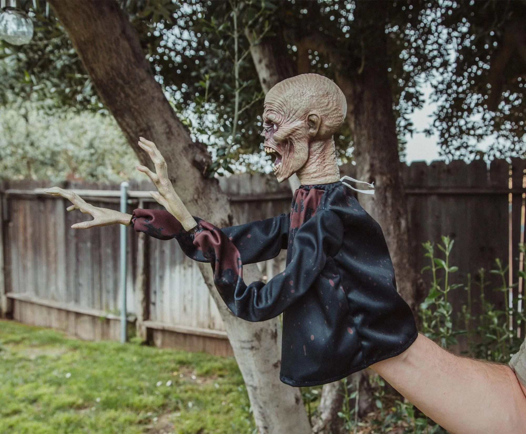 Horror Reachers Zombie 13-Inch Boxing Puppet Toy | Toynk Exclusive - Image 5