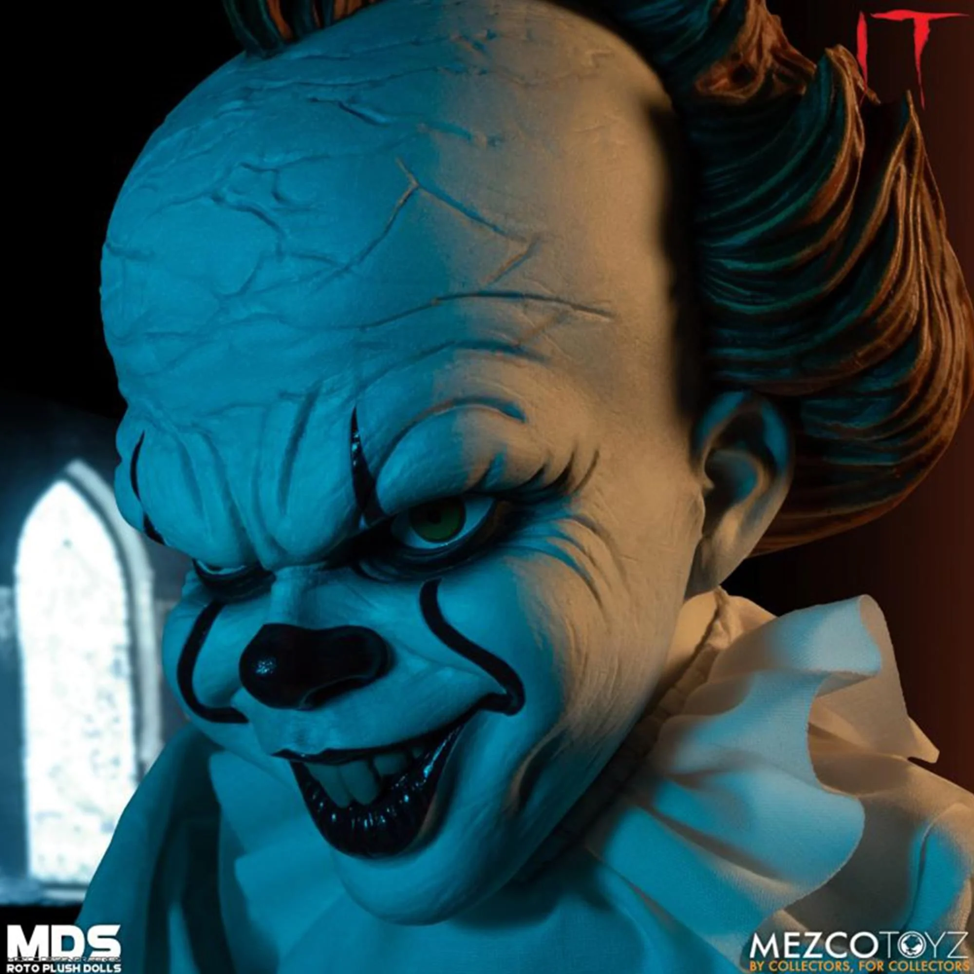 IT 2017 Pennywise Mezco Deigner Series 18 Inch Roto Plush - Image 8