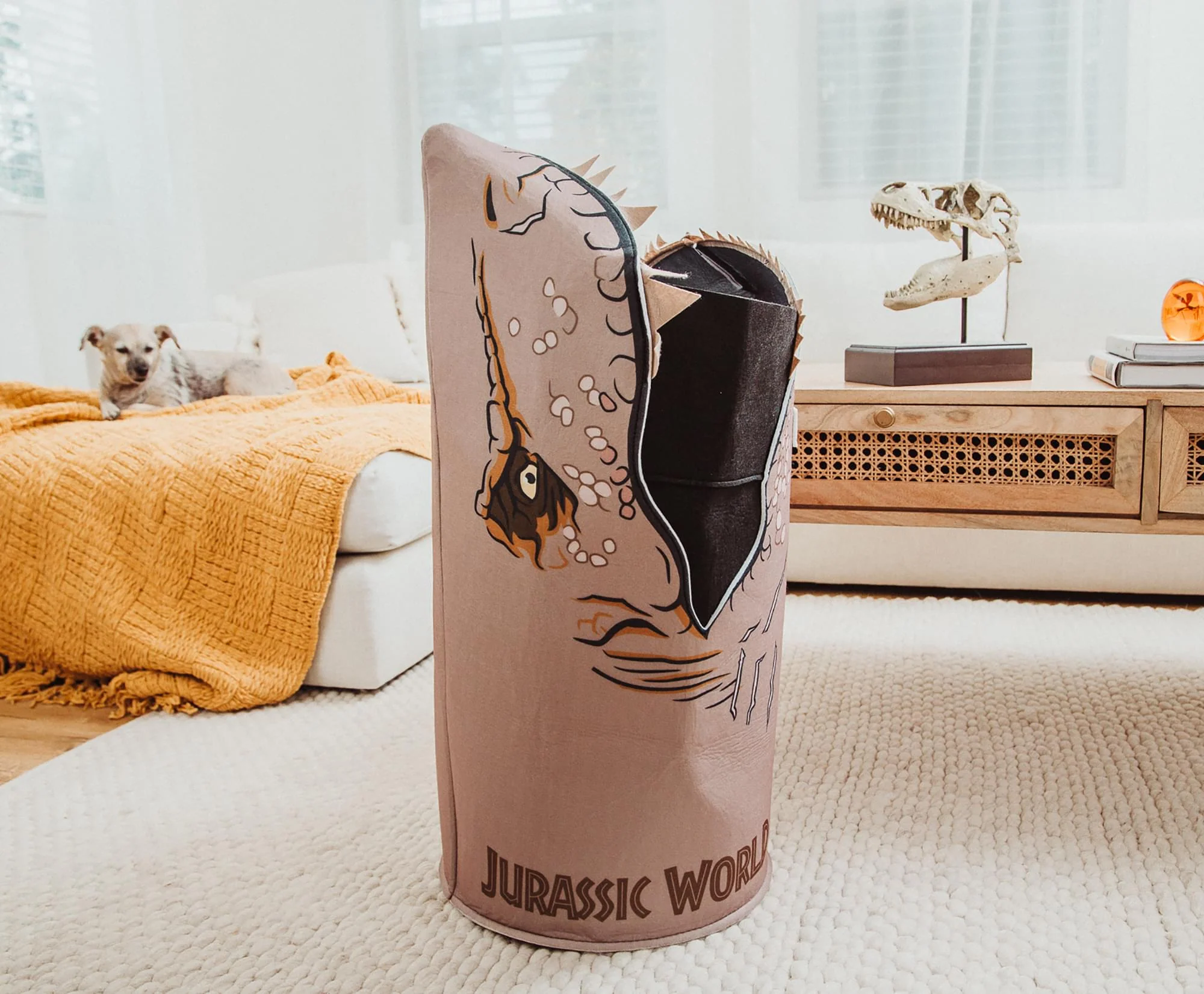 Jurassic World Open-Mouth T-Rex Laundry Clothes Hamper - Image 4
