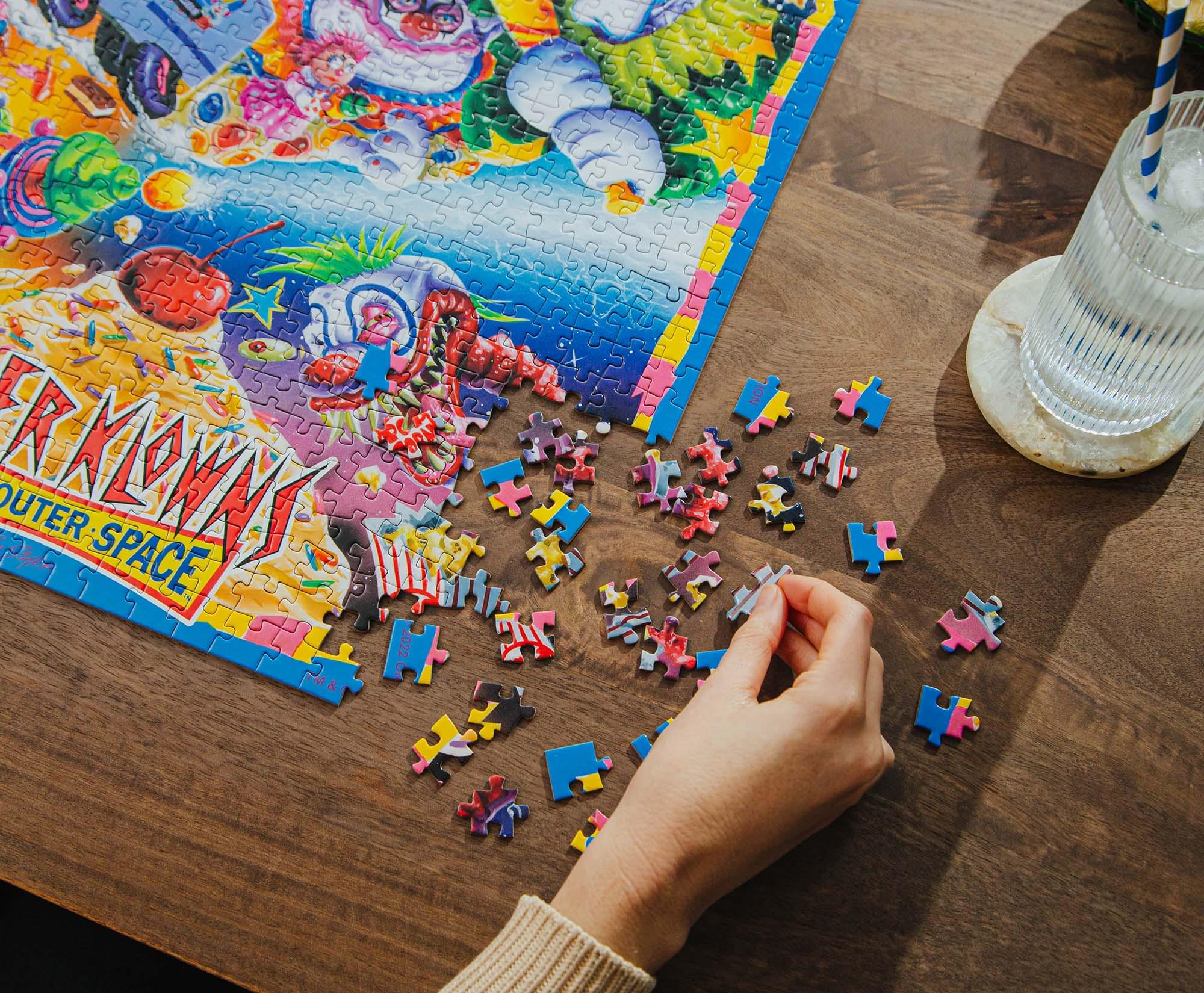 Killer Klowns From Outer Space 1000-Piece Jigsaw Puzzle | Toynk Exclusive - Image 6