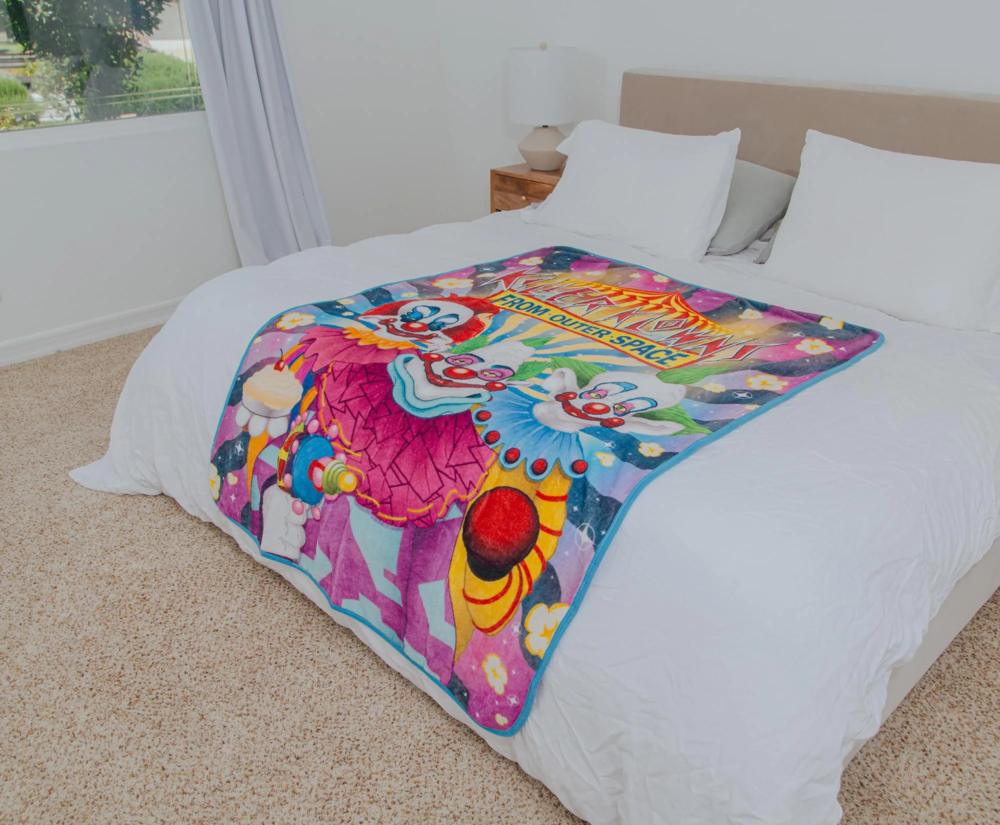 Killer Klowns From Outer Space Characters Raschel Throw Blanket | 45 x 60 Inches - Image 8