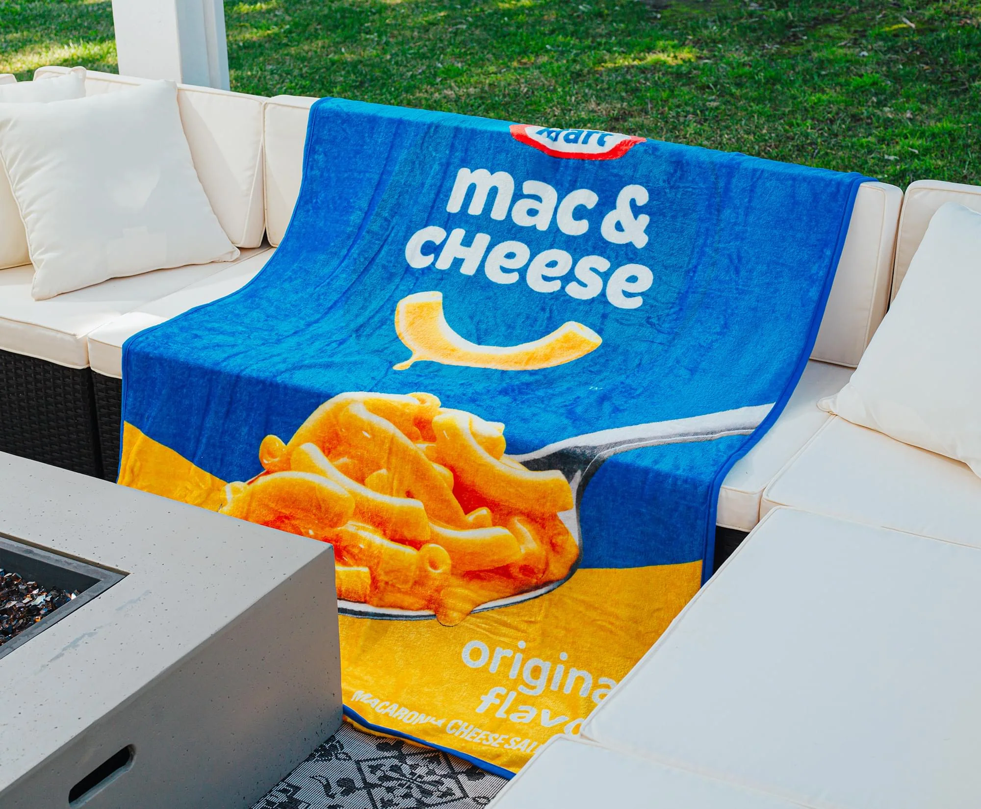 Kraft Macaroni and Cheese Fleece Throw Blanket | 45 x 60 Inches - Image 8