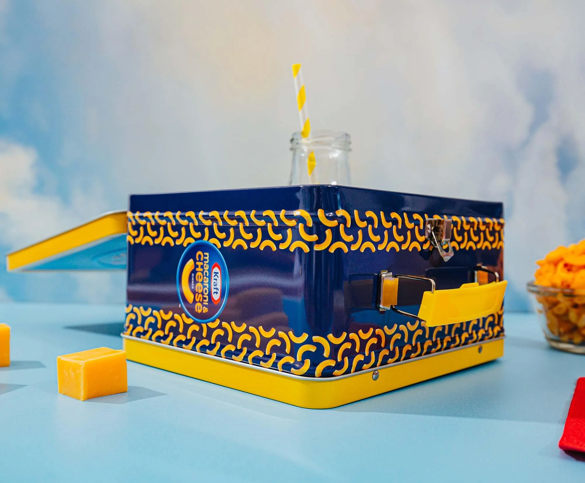 Kraft Macaroni & Cheese Metal Tin Lunch Box | Toynk Exclusive - Image 10
