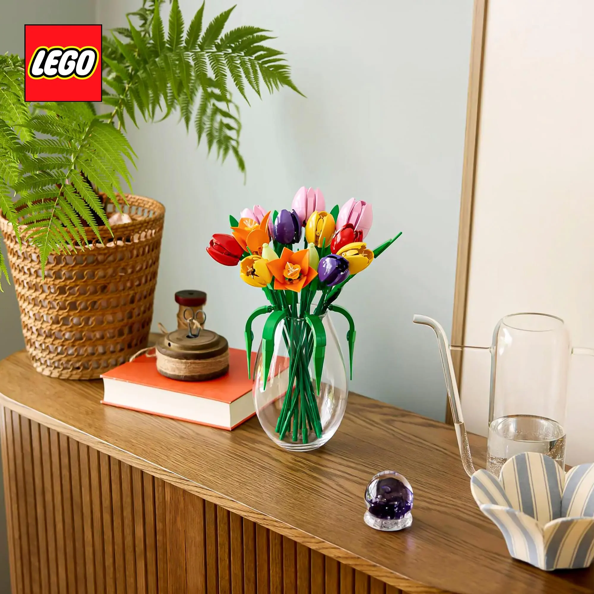 LEGO Botanicals 11501 Tulip Bouquet 576-Piece Building Set - Image 8