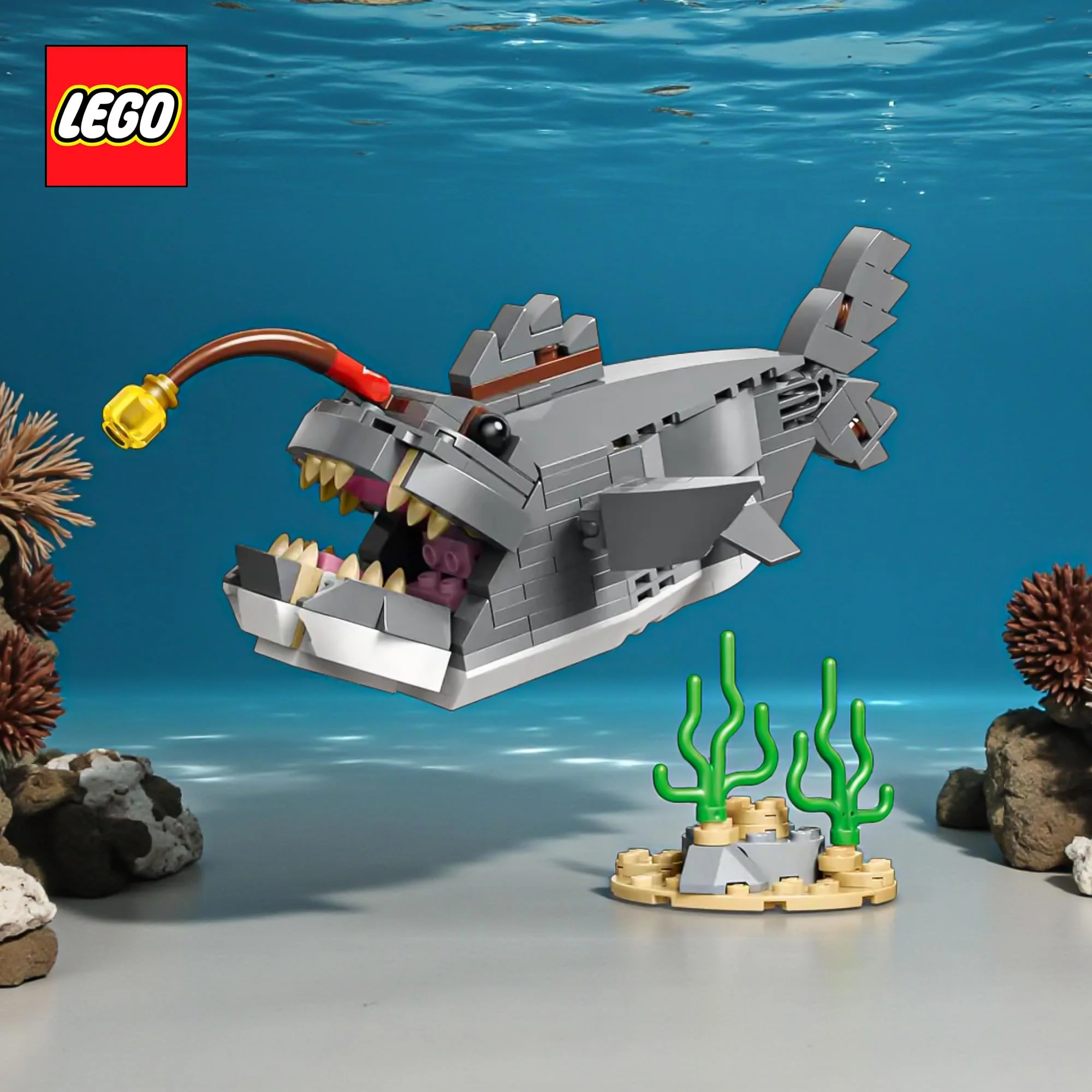 LEGO Creator 3 In 1 31381 Shark With Treasure Chest 379-Piece Building Set - Image 5