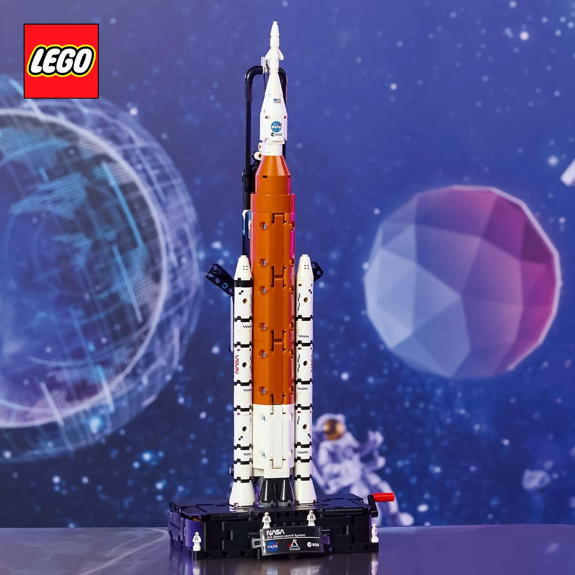 LEGO Technic 42221 NASA Artemis Rocket Building Set - Image 9