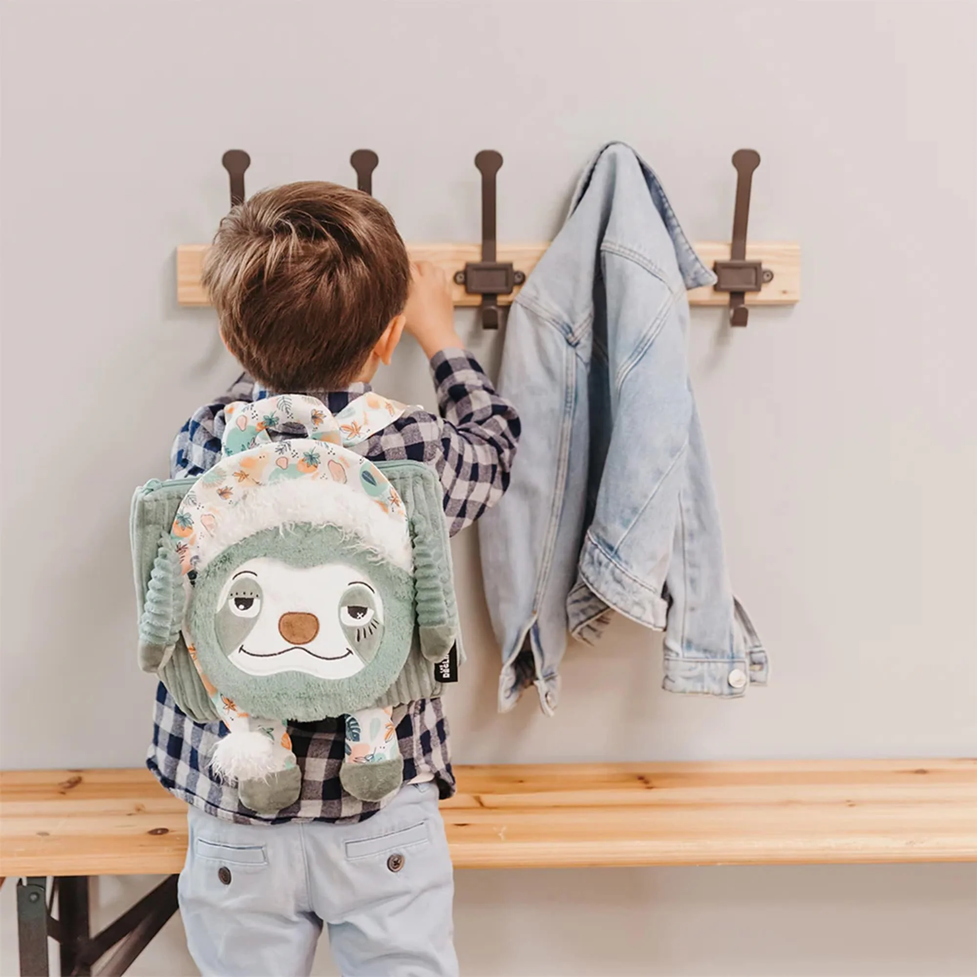Les Delingos Corduroy Backpack Plush | Chillos the Sloth - Image 5