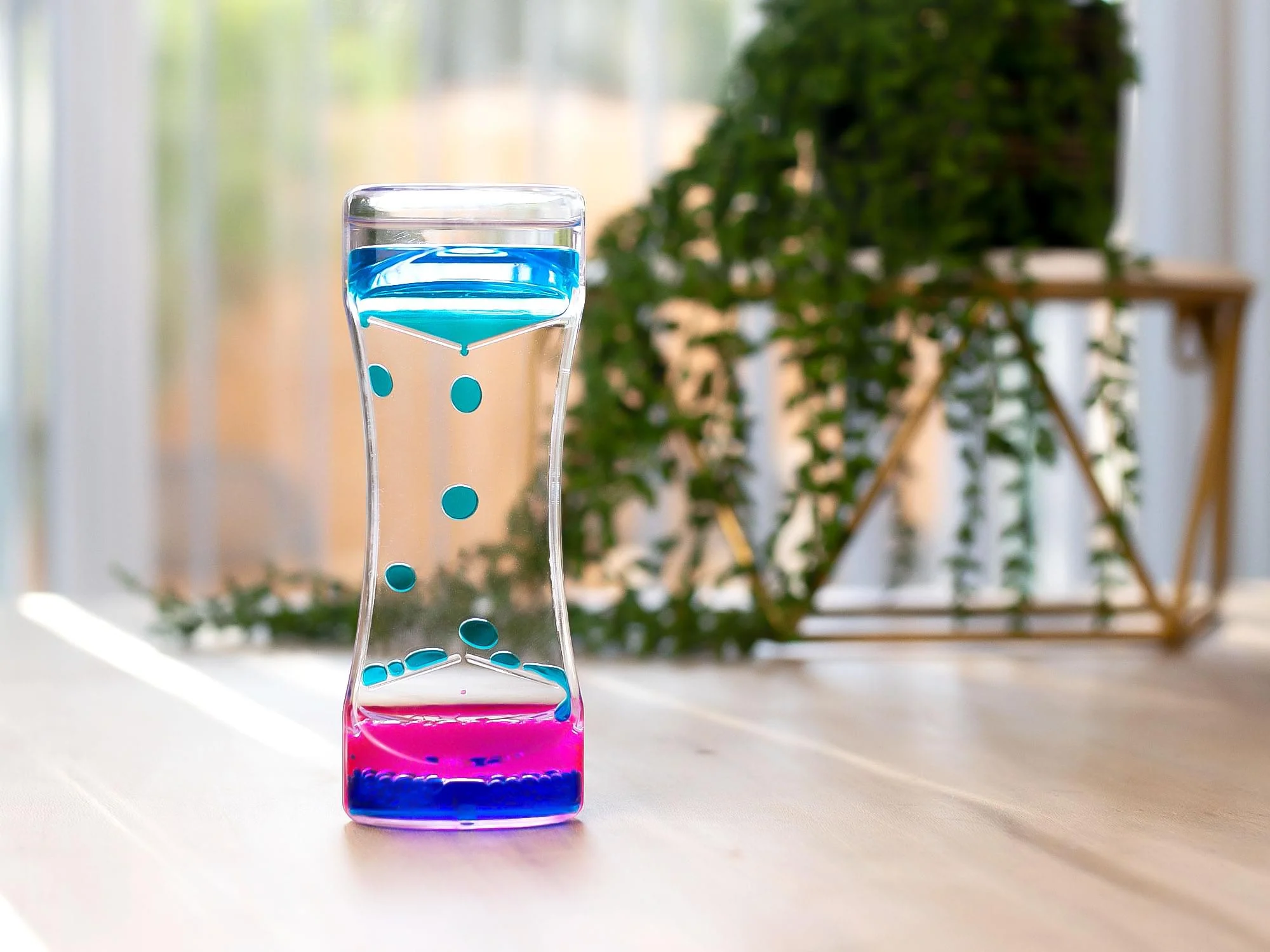 Liquid Motion Bubbler Acrylic Sensory Fidget Toy - Image 5