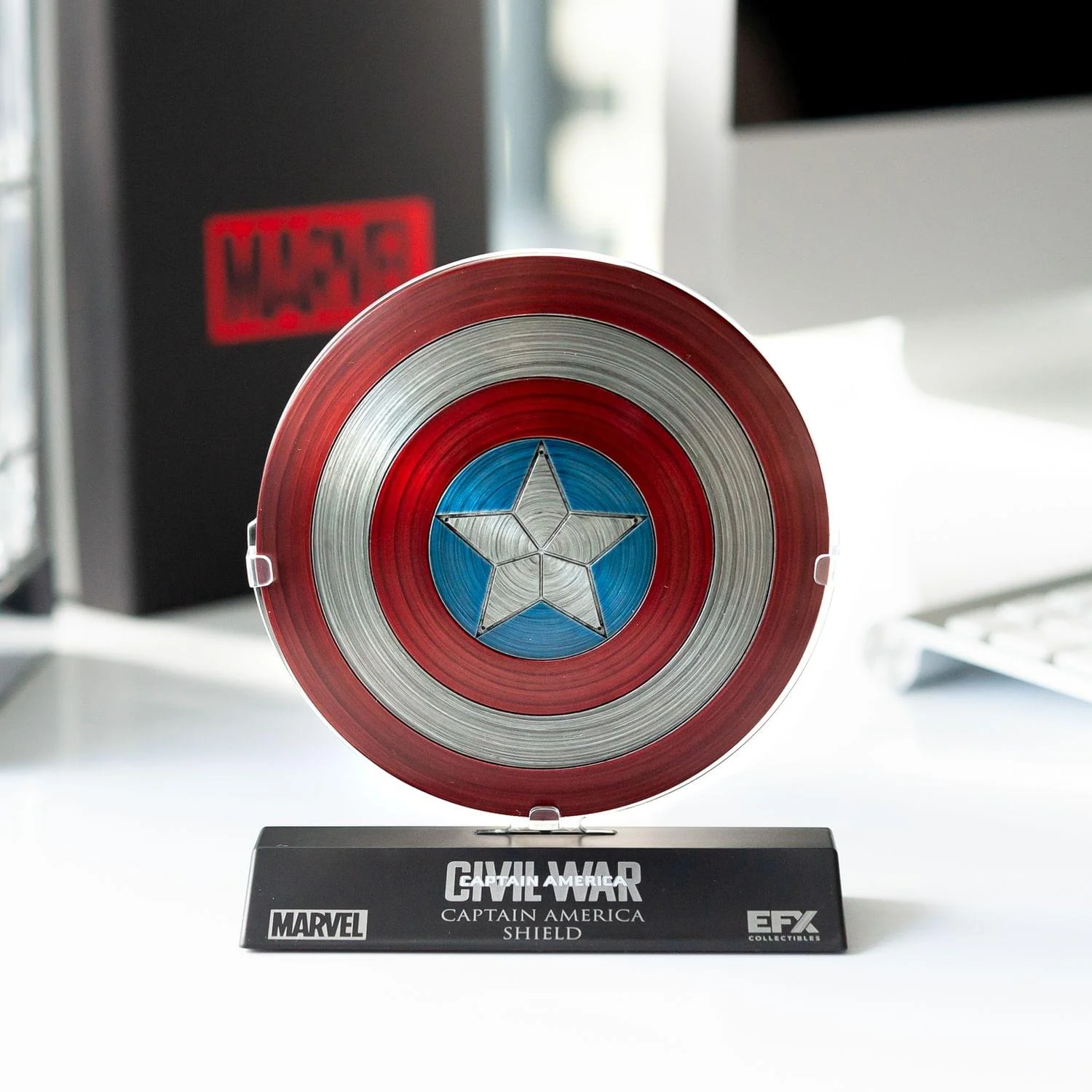 Marvel Civil War Collectibles Captain America Shield Replica | 1:6 Scale - Image 6