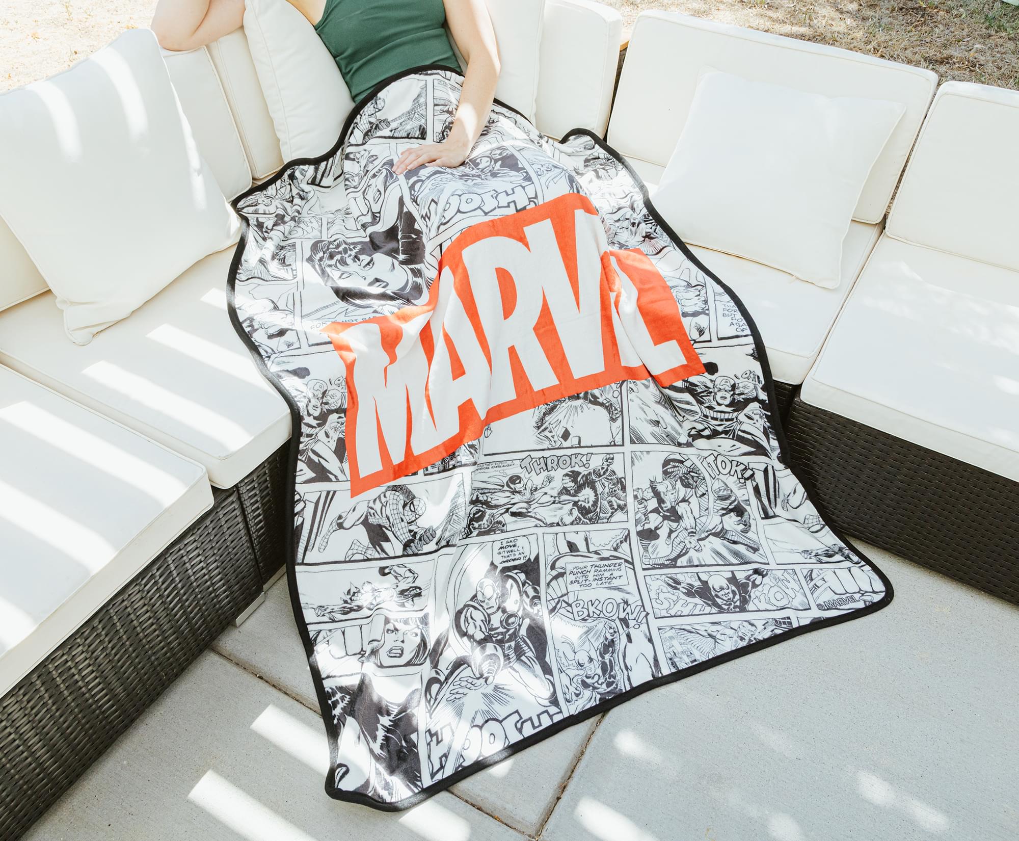 Marvel Comics Avengers Comic Panels Fleece Throw Blanket | 45 x 60 Inches - Image 4