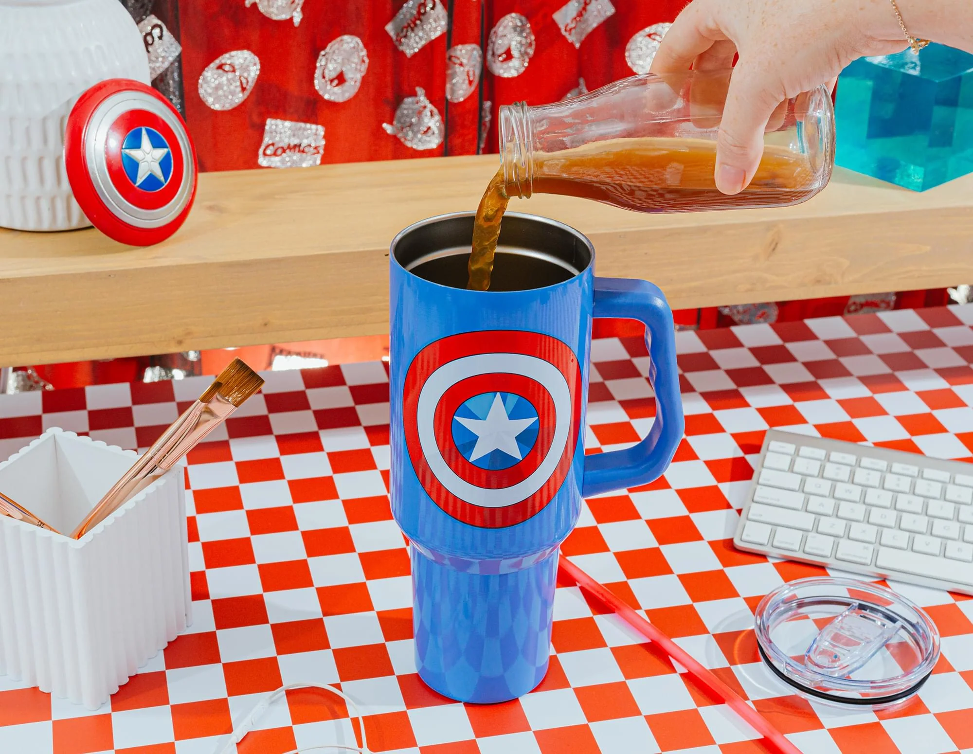Marvel Comics Captain America 40-Ounce Stainless Steel Tumbler With Handle - Image 7