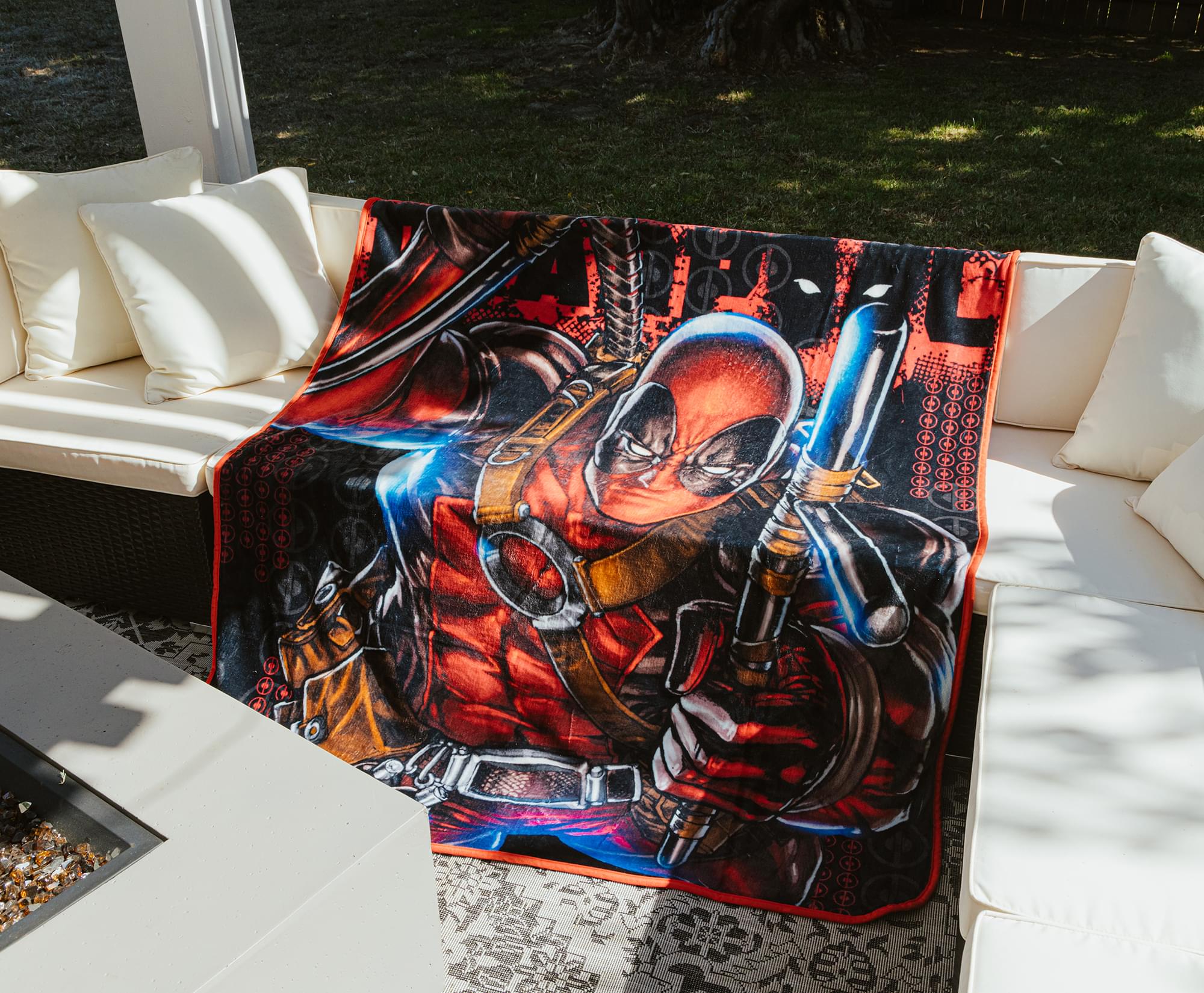 Marvel Comics Deadpool Batons Raschel Throw Blanket | 50 x 60 Inches - Image 9