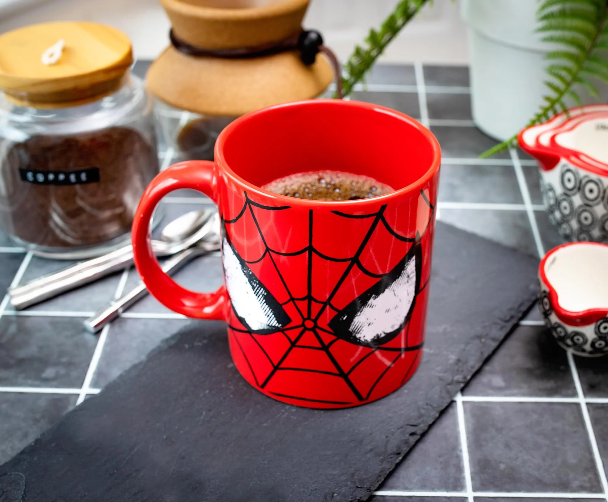 Marvel Comics Spider-Man Classic Mask Ceramic Mug | Holds 20 Ounces - Image 5