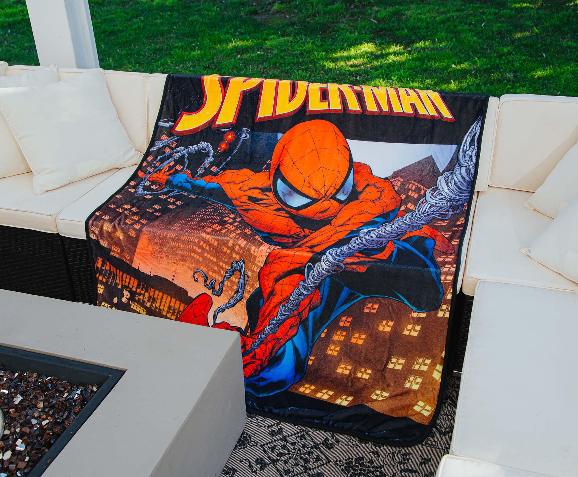 Marvel Comics Spider-Man: One More Day Fleece Throw Blanket | 45 x 60 Inches - Image 8