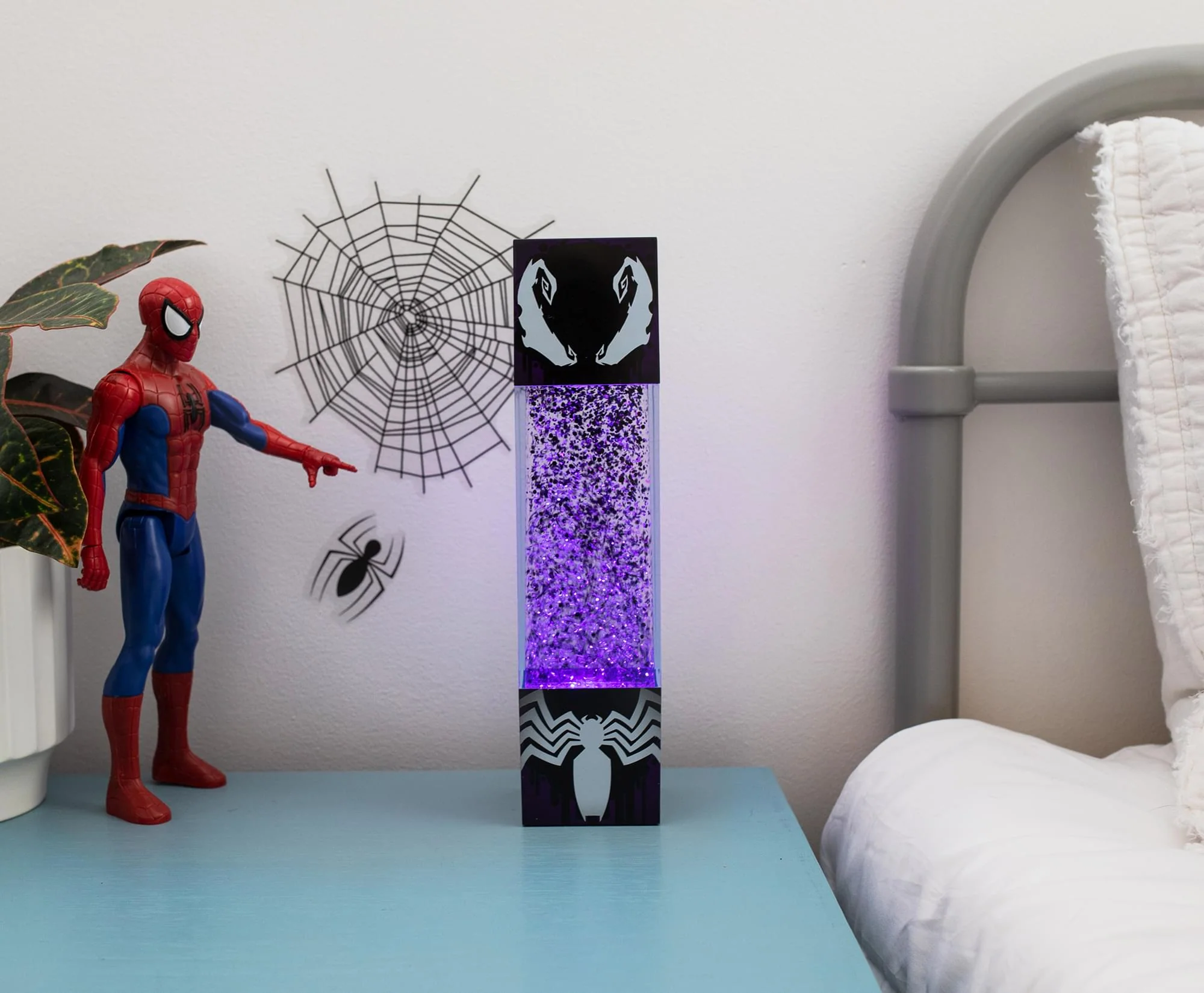 Marvel Spider-Man Venom Glitter Motion Lamp | 13 Inches Tall - Image 5