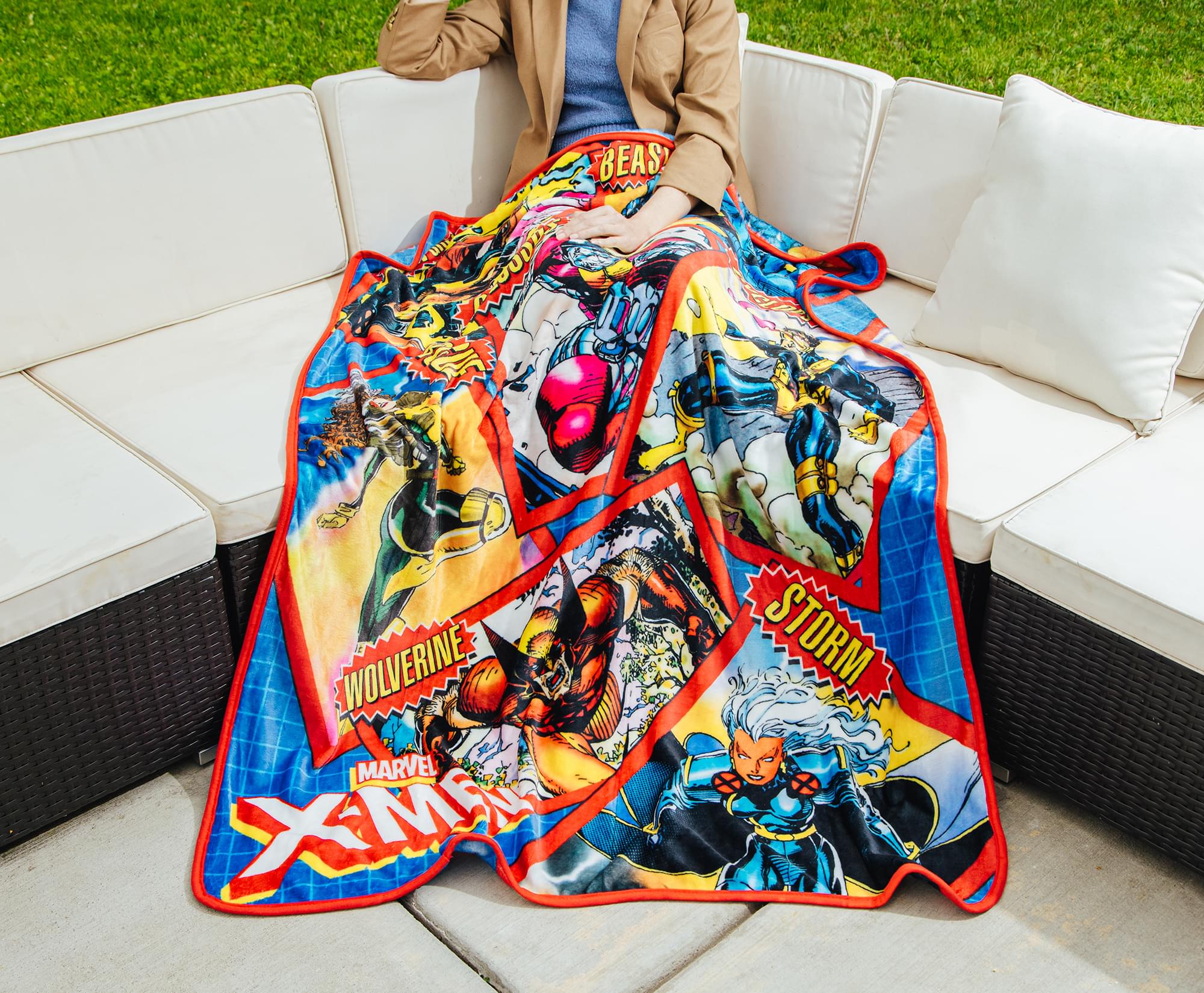 Marvel X-Men Character Cards Raschel Throw Blanket | 45 x 60 Inches - Image 4