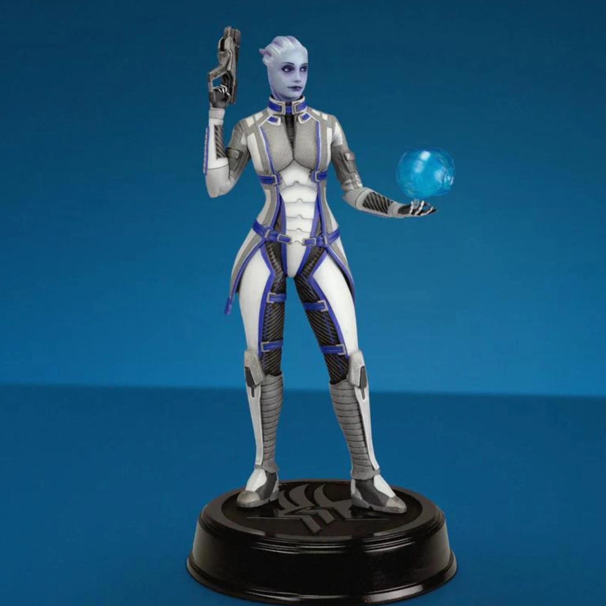 Mass Effect Liara T'Soni 8.5 Inch PVC Figure - Image 9
