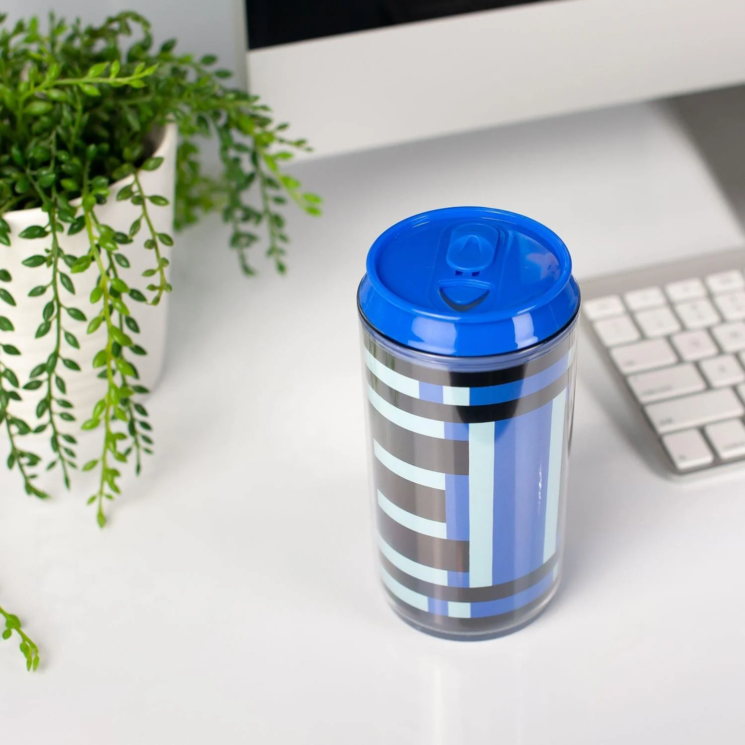Mega Man Official Energy Tank Travel Can | E-Tank Can Holds Your Favorite Drink - Image 5