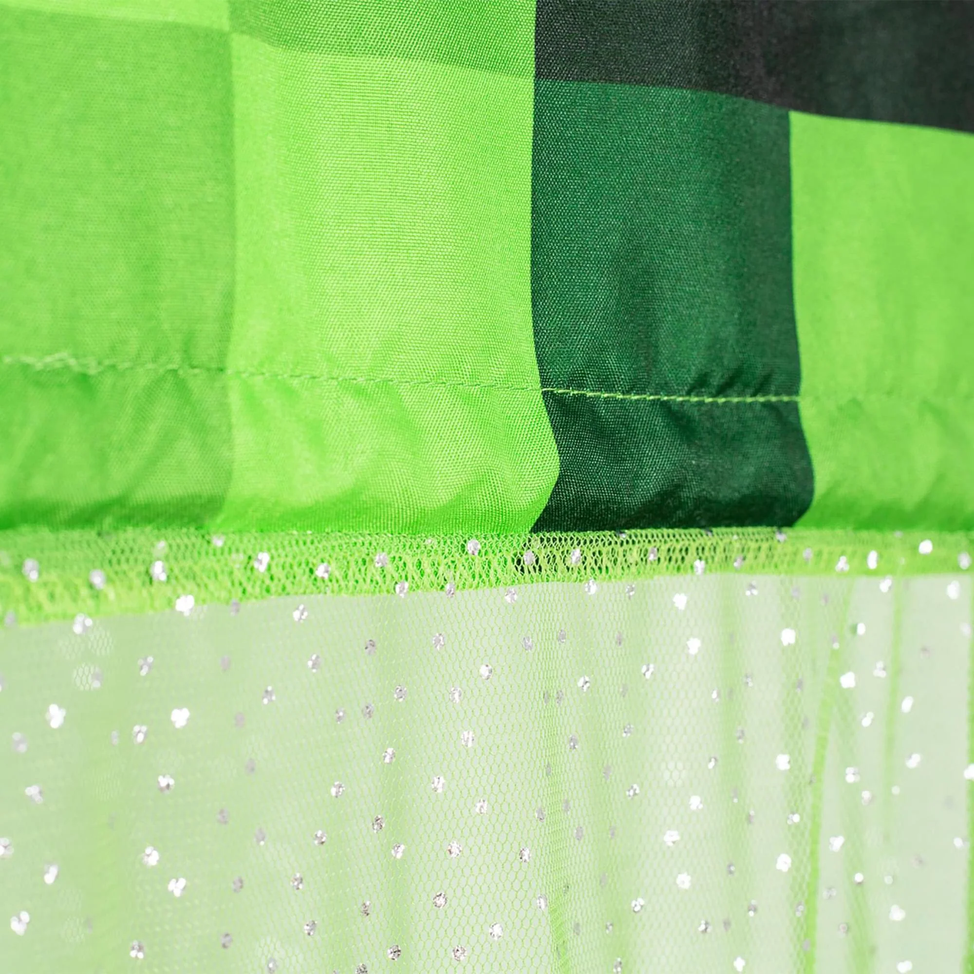Minecraft 2-Piece Creeper Bedroom Bundle | Nightlight & Bed Canopy - Image 3