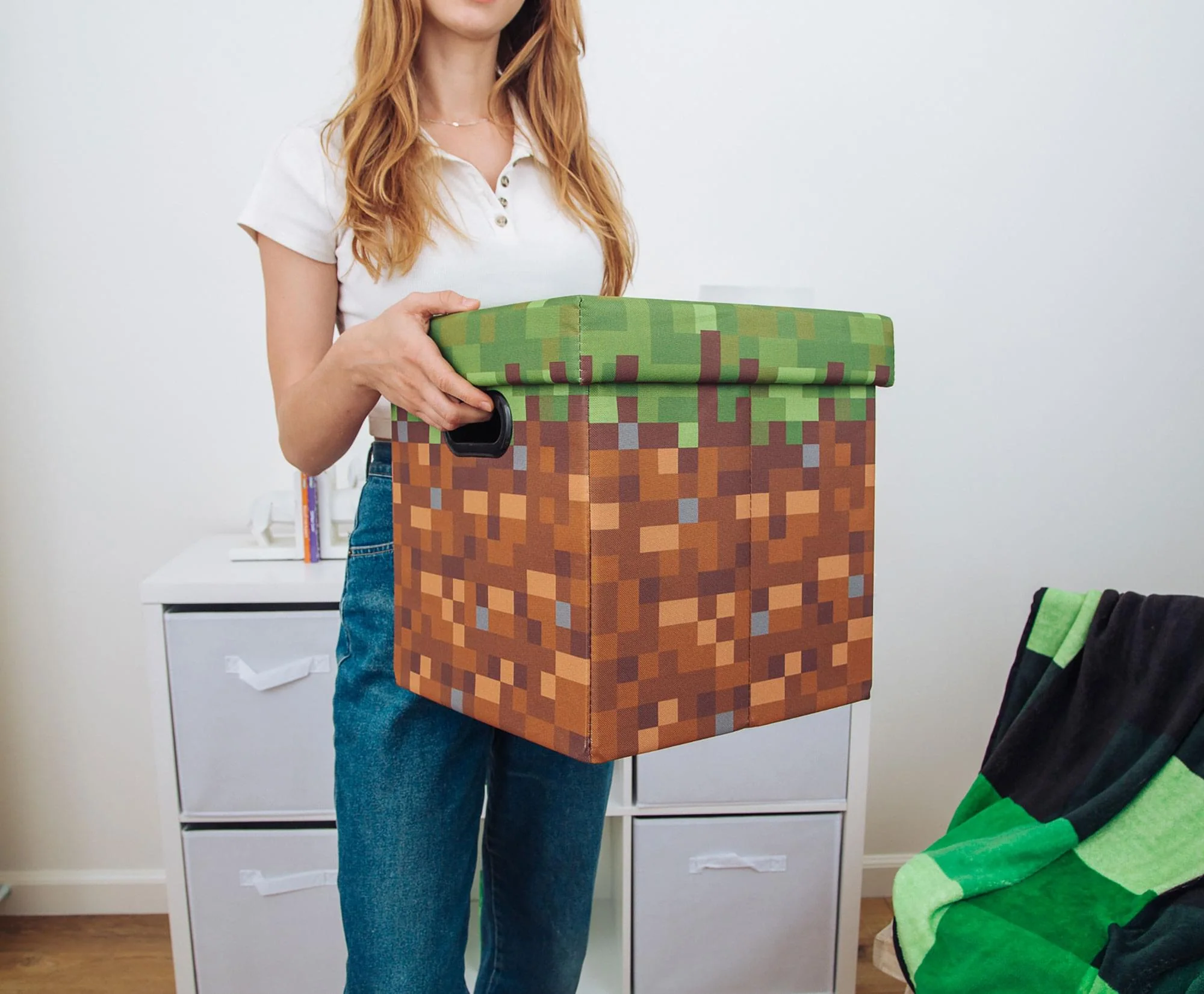 Minecraft Grassy Block Fabric Storage Bin Cube Organizer with Lid | 13 Inches - Image 4