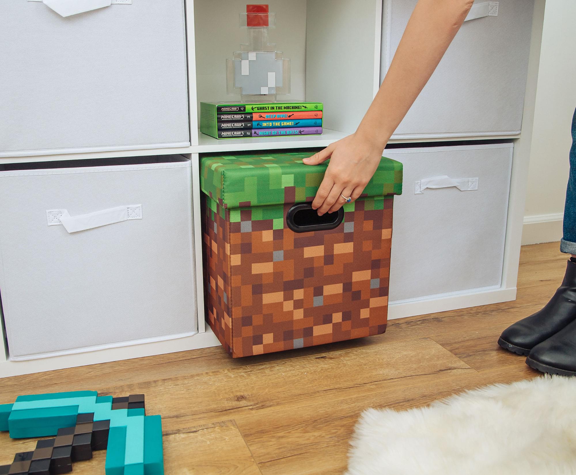 Minecraft Grassy Block Fabric Storage Bin Cube Organizer with Lid | 13 Inches - Image 5