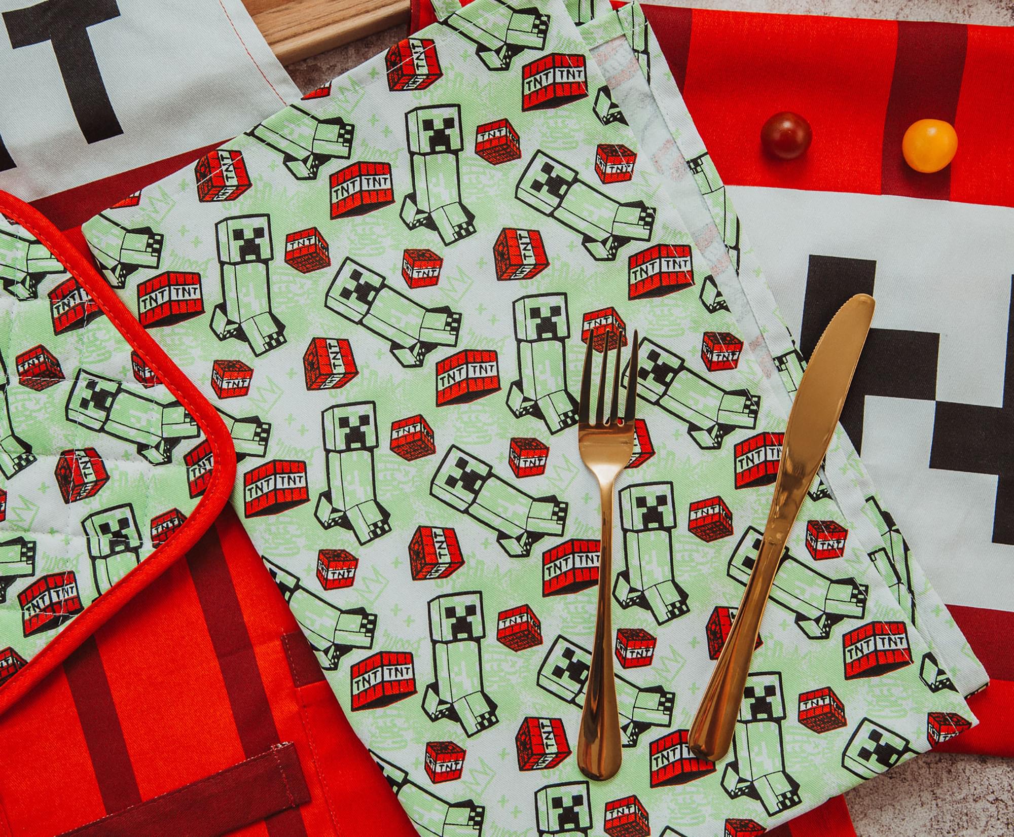 Minecraft Red TNT Kitchen Set | Apron, Oven Mitt, Dish Towels, Pot Holder - Image 4
