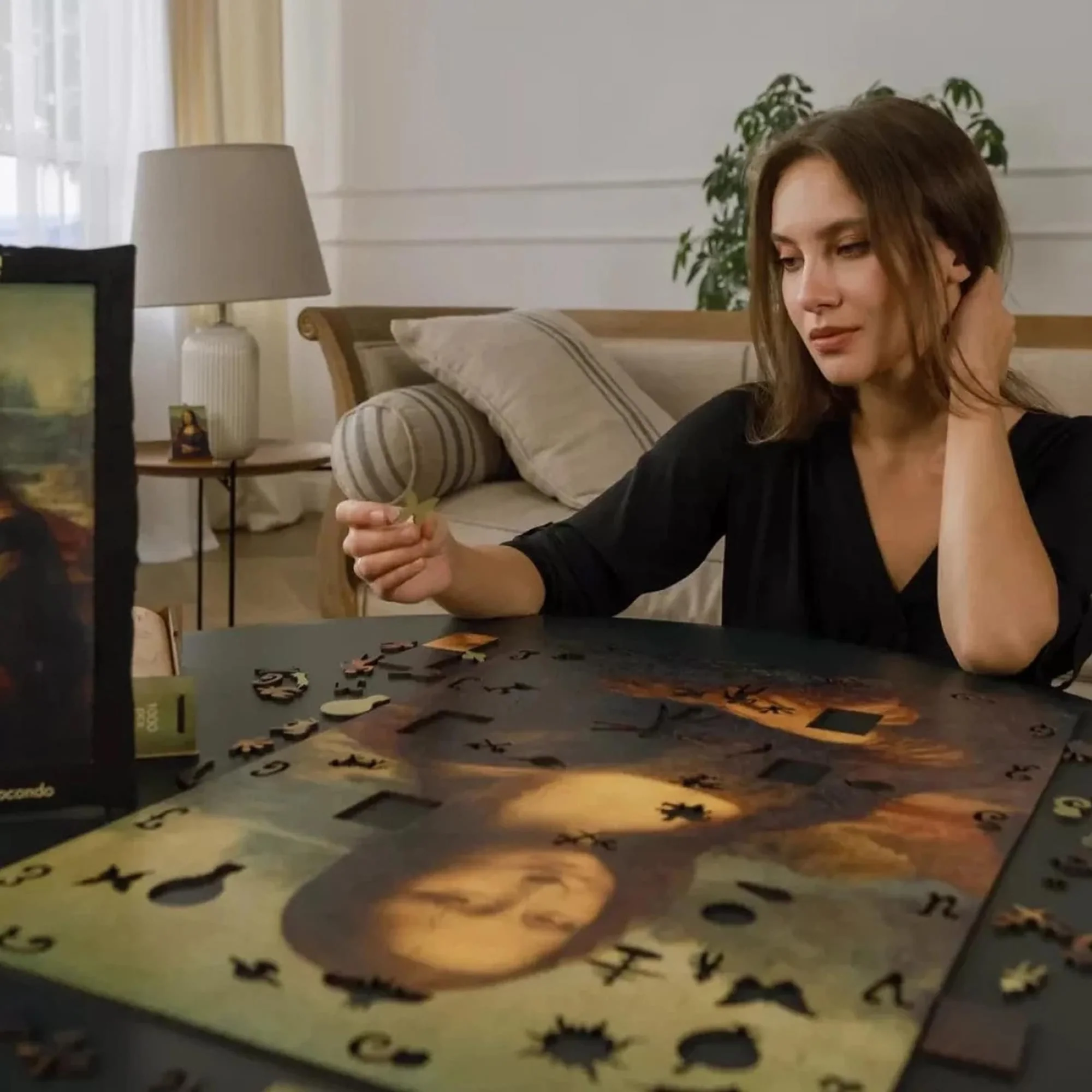 Mona Lisa 1000 Piece Wooden Jigsaw Puzzle - Image 8