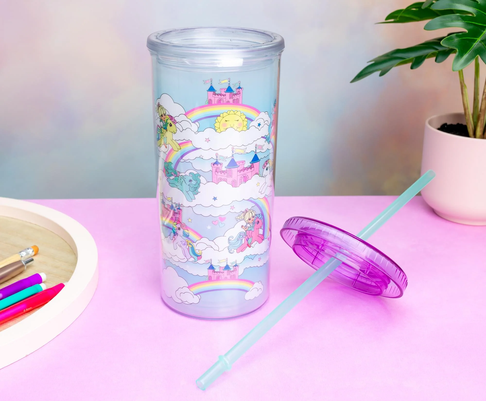 My Little Pony Dream Castle 20-Ounce Carnival Cup With Lid and Straw - Image 5