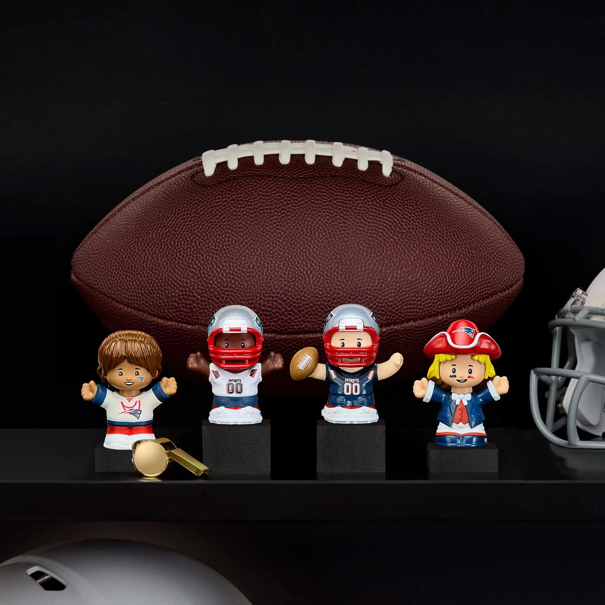 New England Patriots 4-Piece NFL Little People Collector Set - Image 8