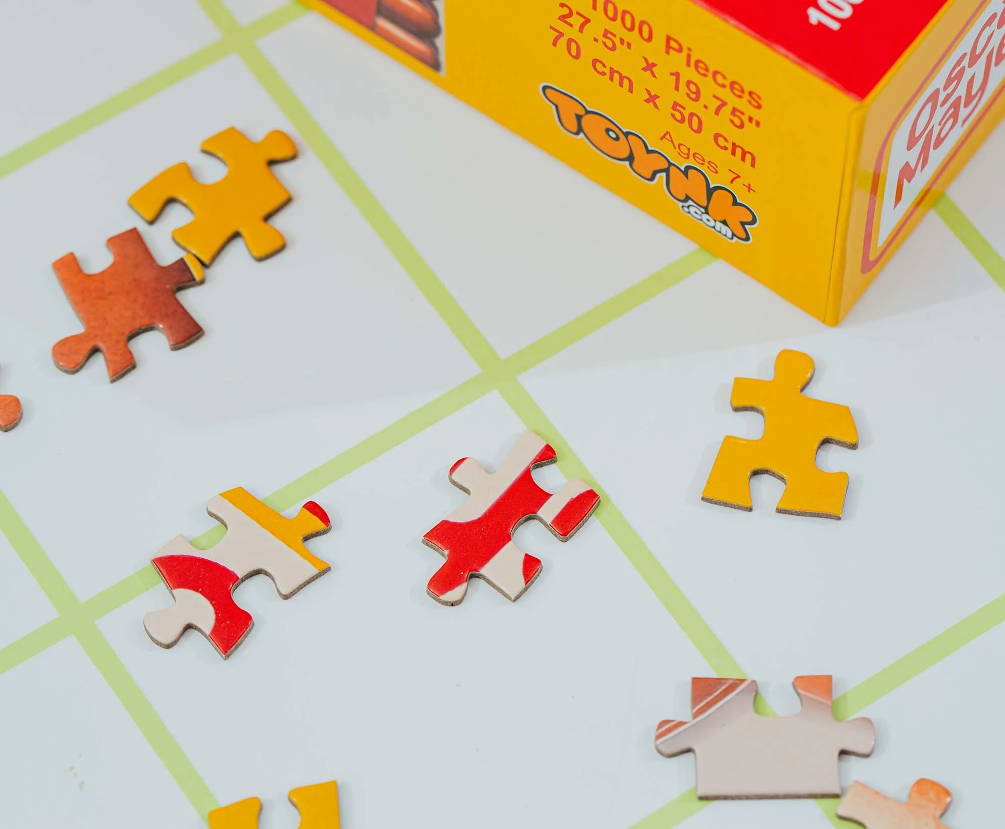 Oscar Mayer Hot Dogs 1000-Piece Jigsaw Puzzle | Toynk Exclusive - Image 5