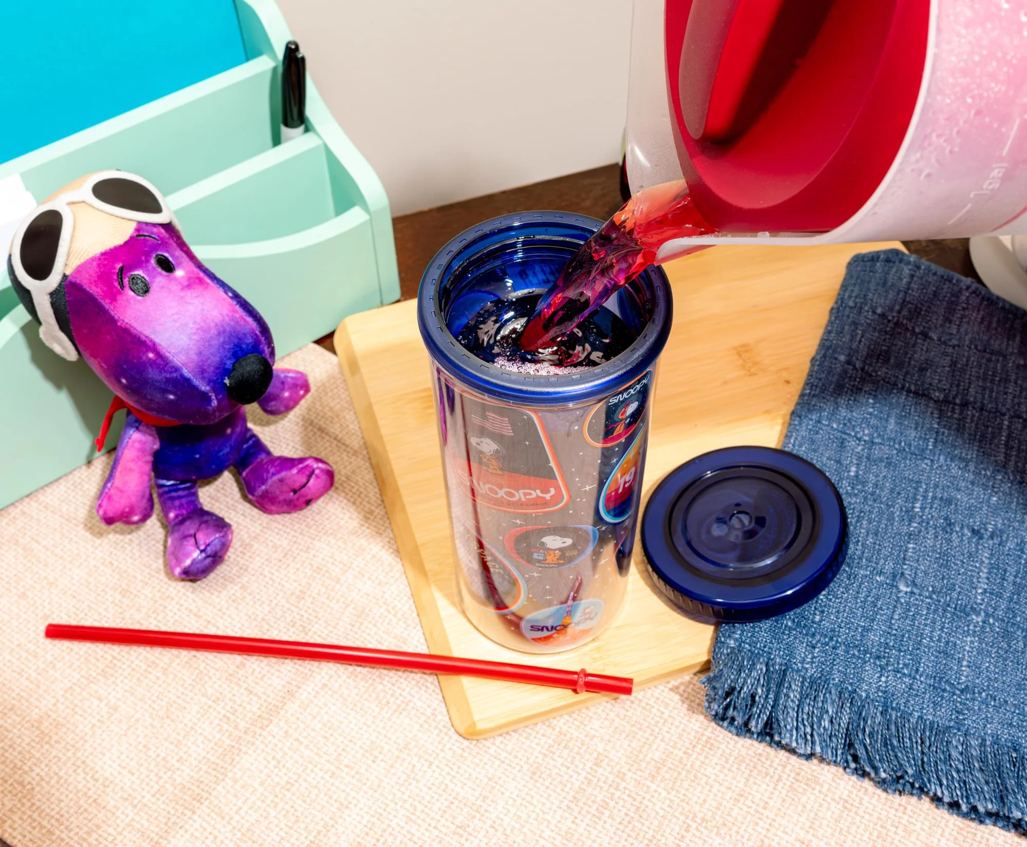 Peanuts Snoopy Space Explorer 20-Ounce Carnival Cup With Lid and Straw - Image 8