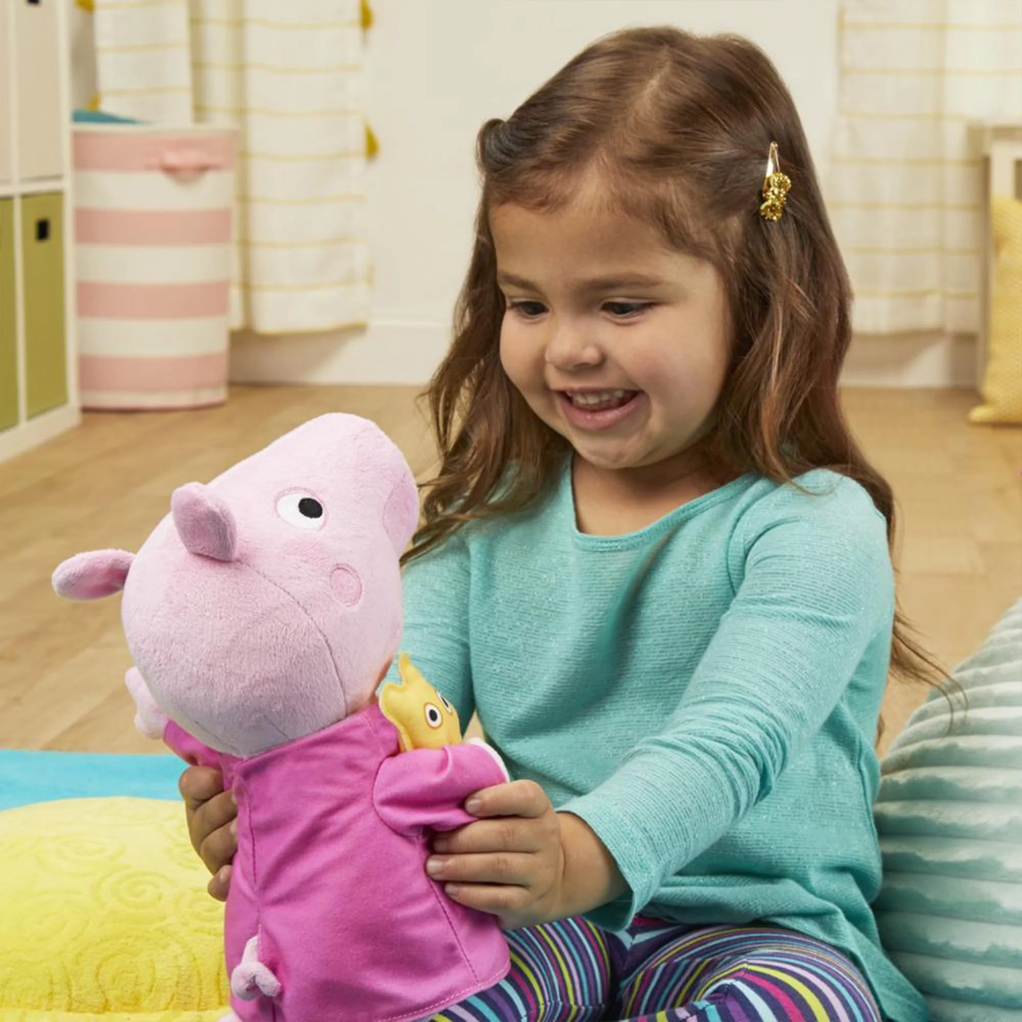 Peppa Pig 11 Inch Bedtime Lullabies Singing Plush Doll - Image 3