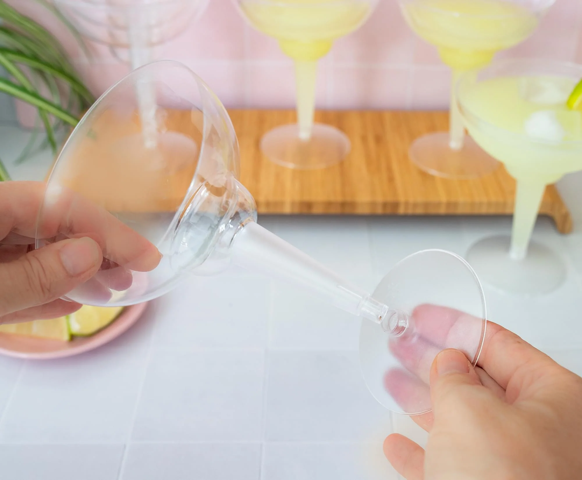 Plastic Margarita Glasses 12 oz 10 Count - Image 3